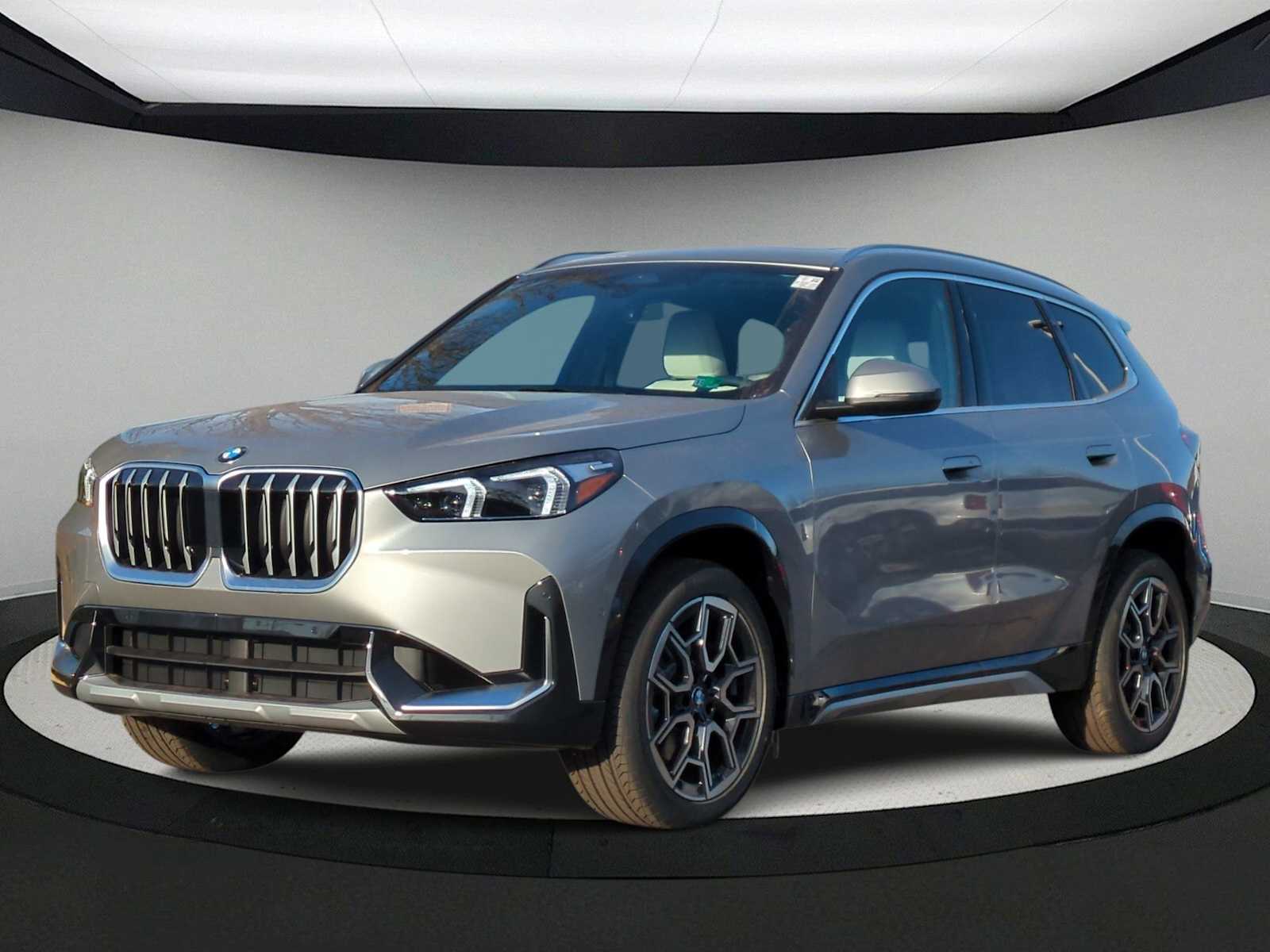 Thumbnail: 2026 BMW X1 - 4