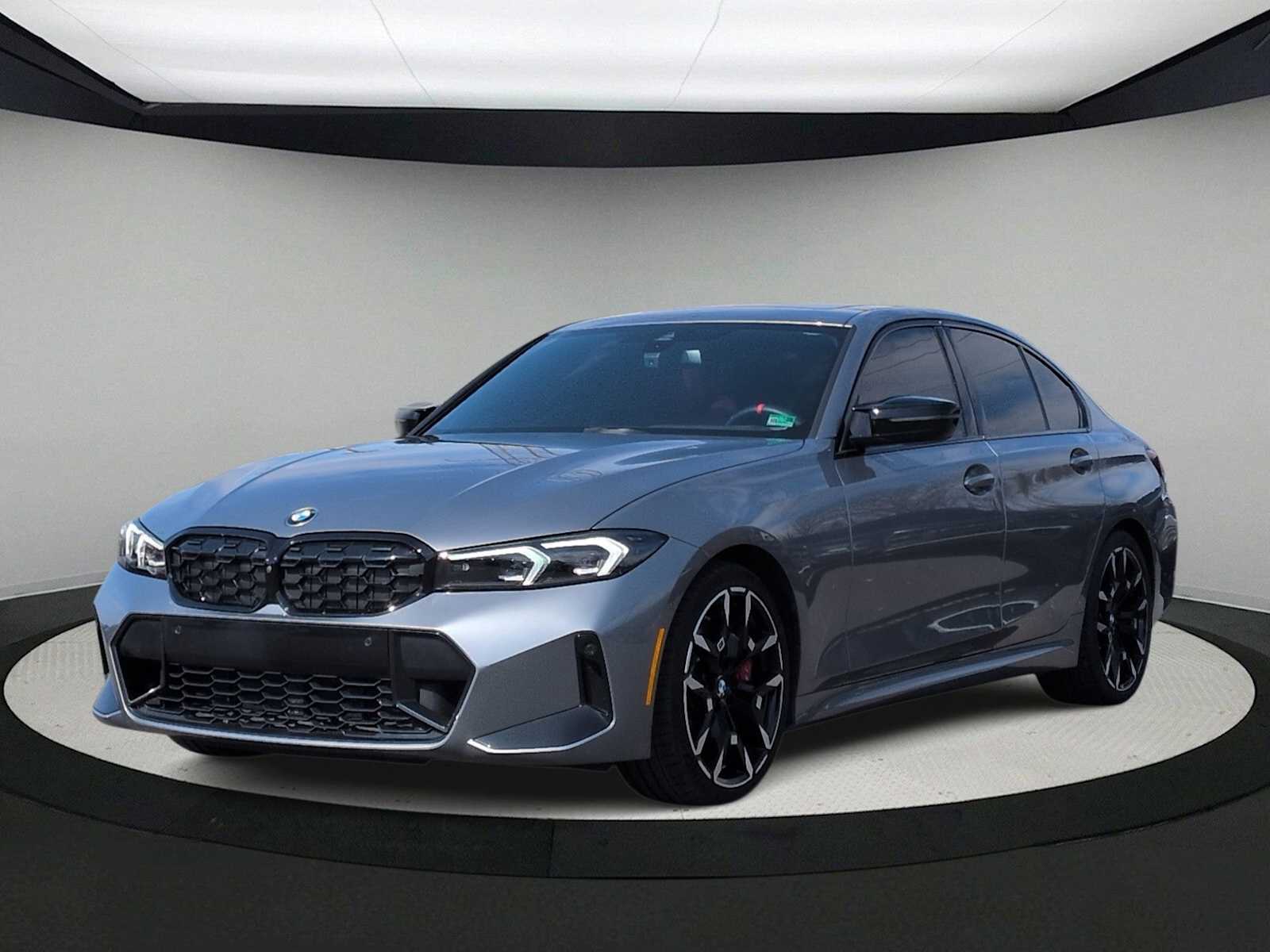 Thumbnail: 2025 BMW 3 Series - 4