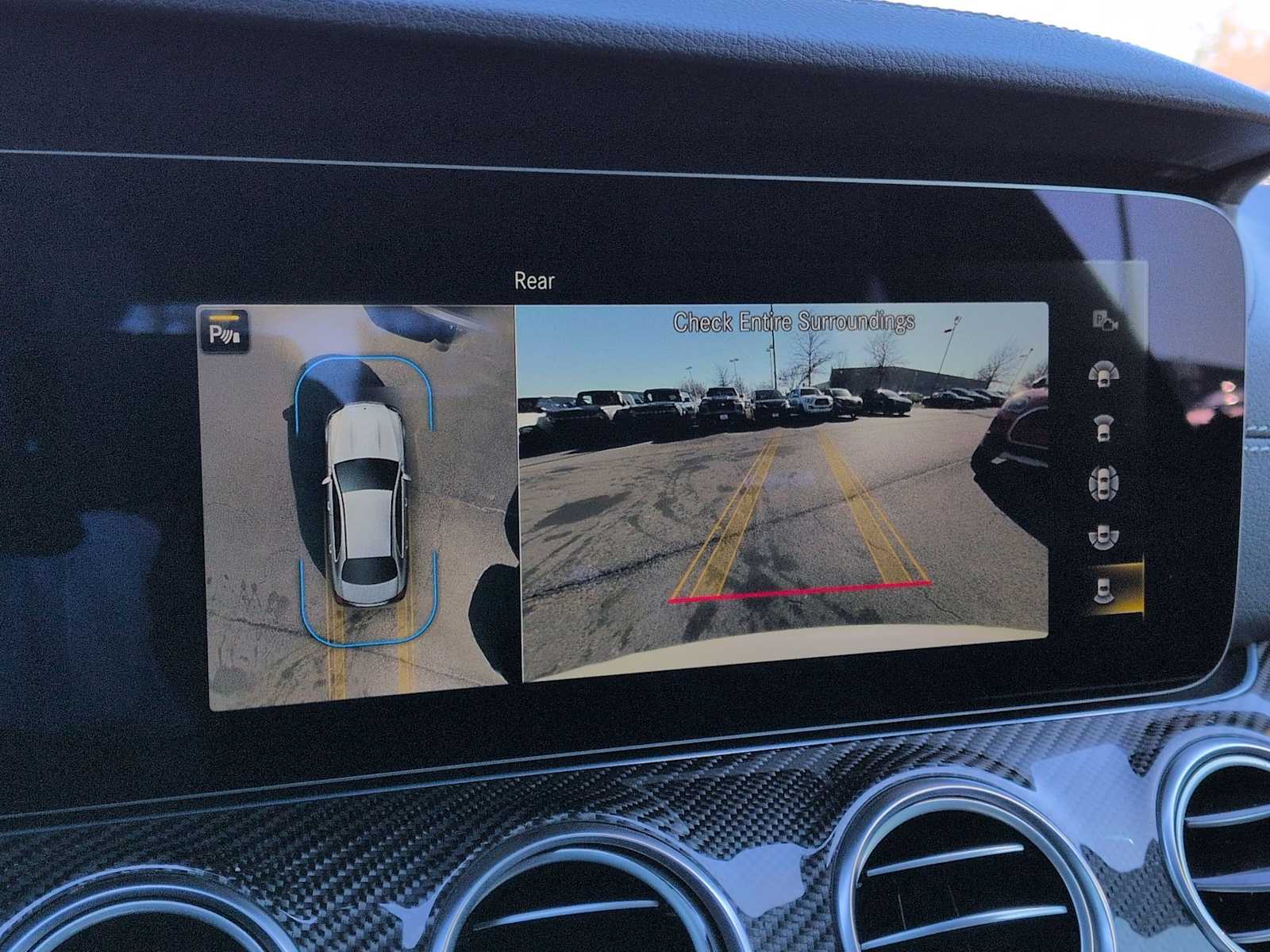 Thumbnail: 2022 Mercedes-Benz E-Class - 32