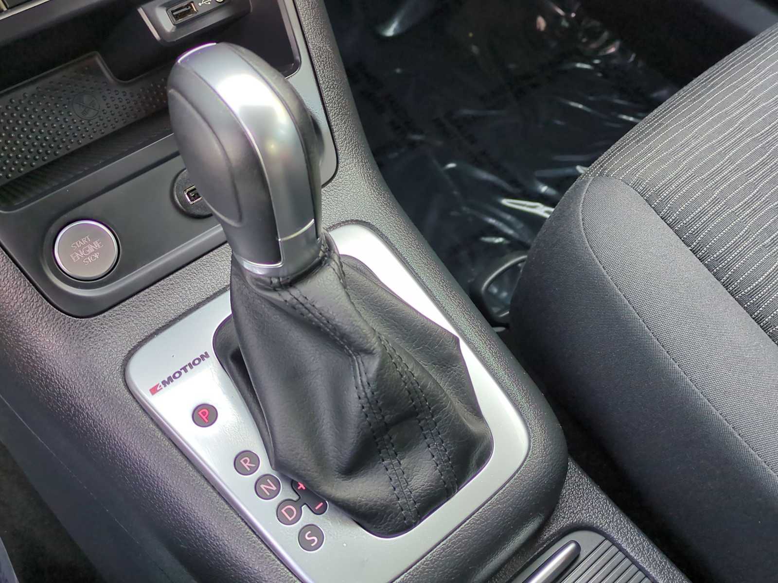 Thumbnail: 2017 Volkswagen Tiguan - 29