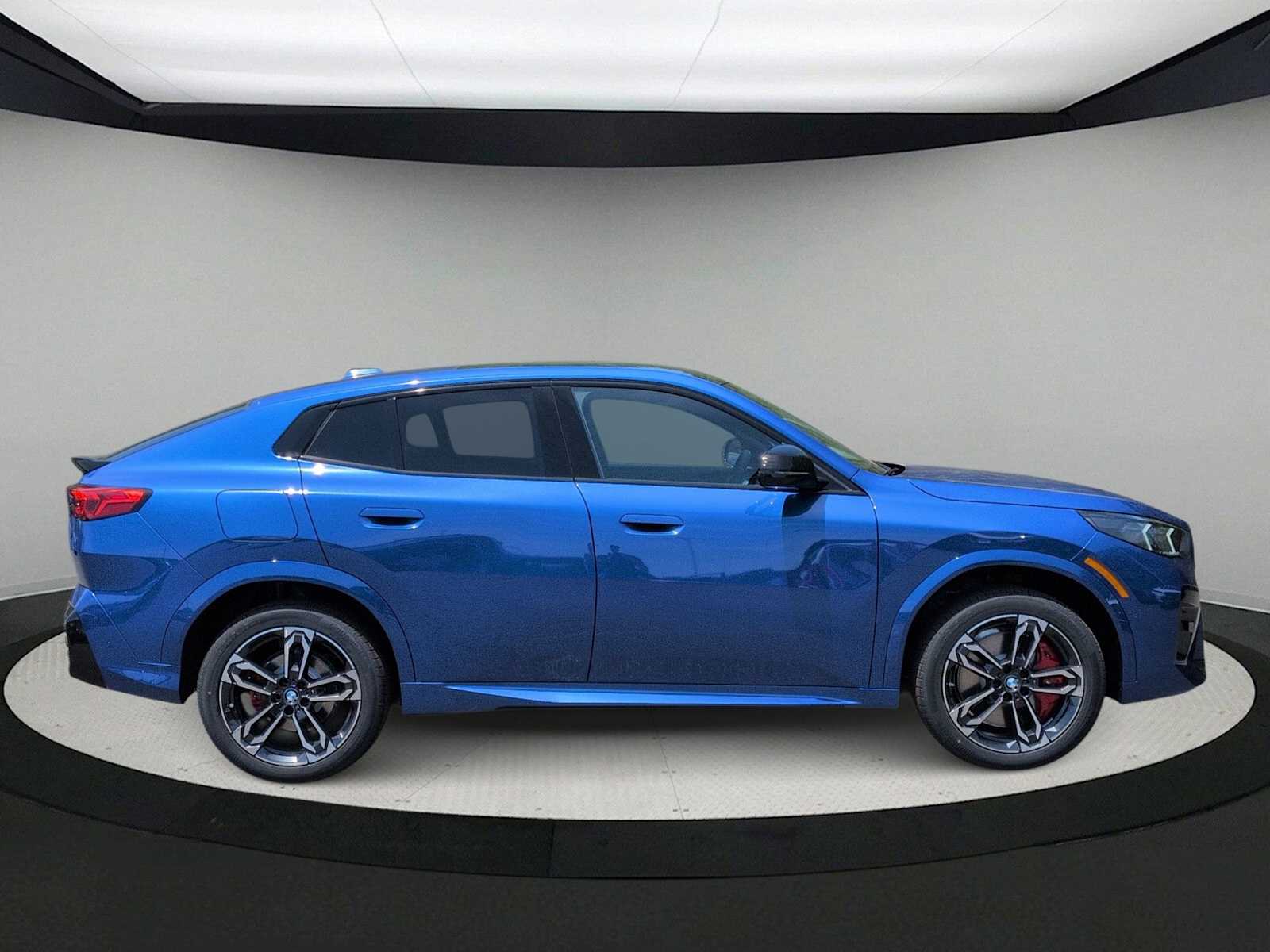 Thumbnail: 2026 BMW X2 - 9