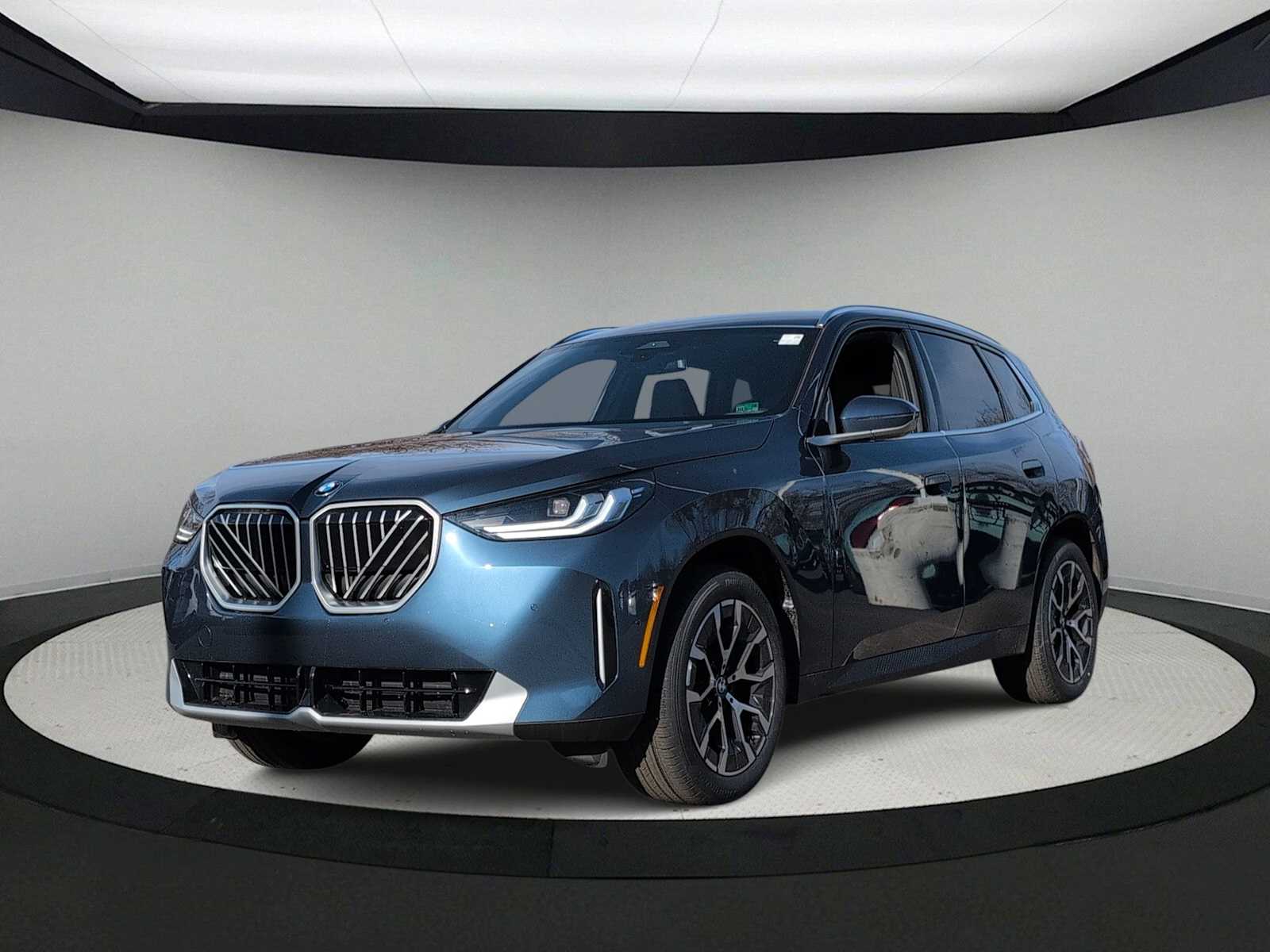 Thumbnail: 2026 BMW X3 - 4