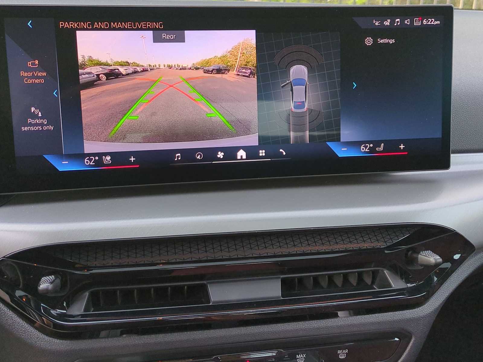 Thumbnail: 2025 BMW 4 Series - 32