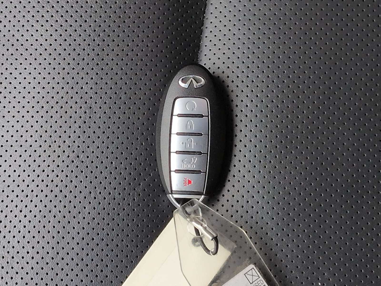 Thumbnail: 2022 INFINITI QX80 - 37