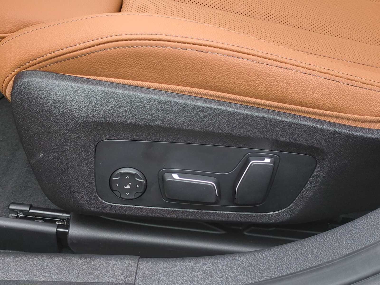 Thumbnail: 2025 BMW 3 Series - 17