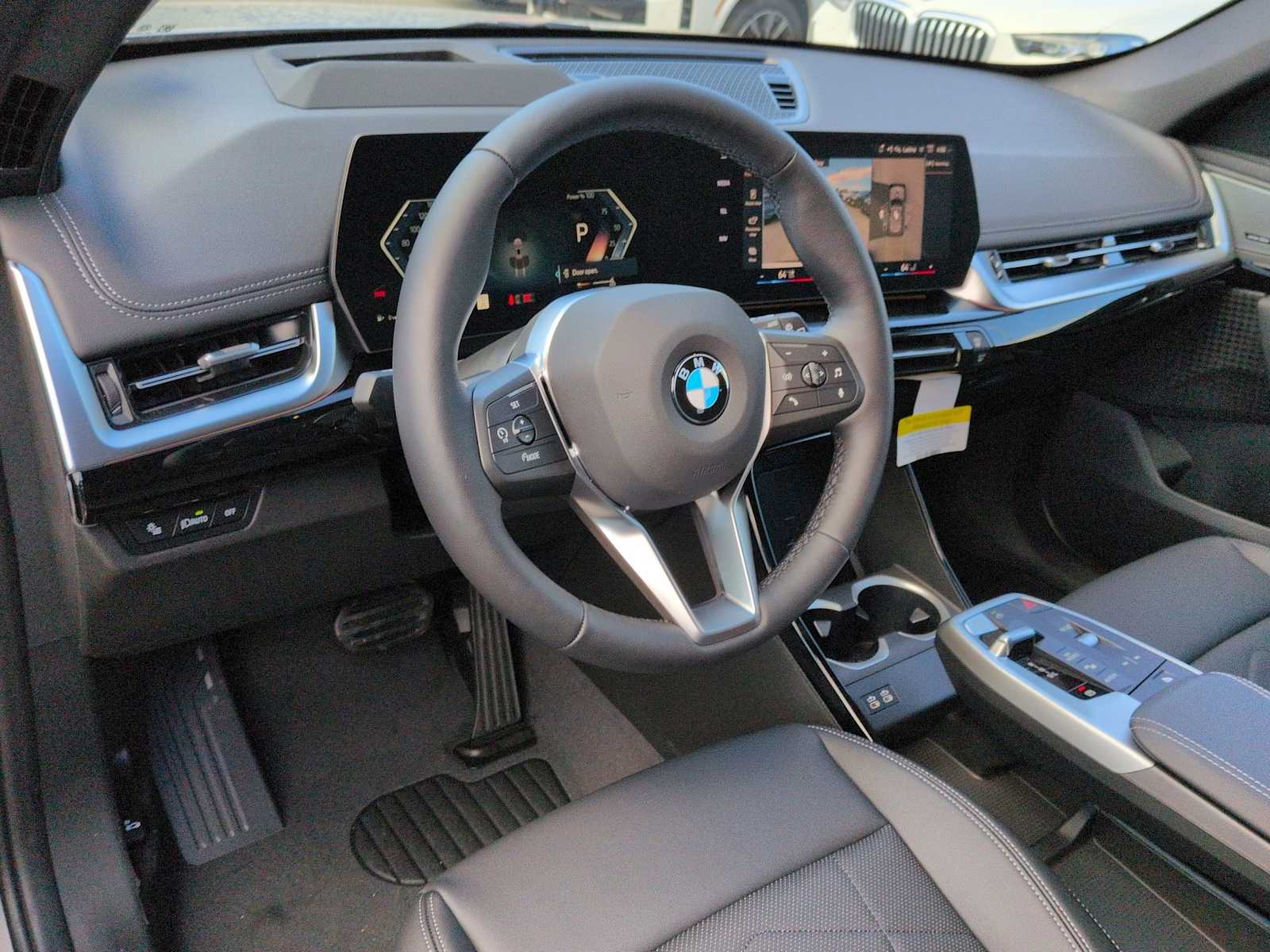 Thumbnail: 2026 BMW X1 - 10