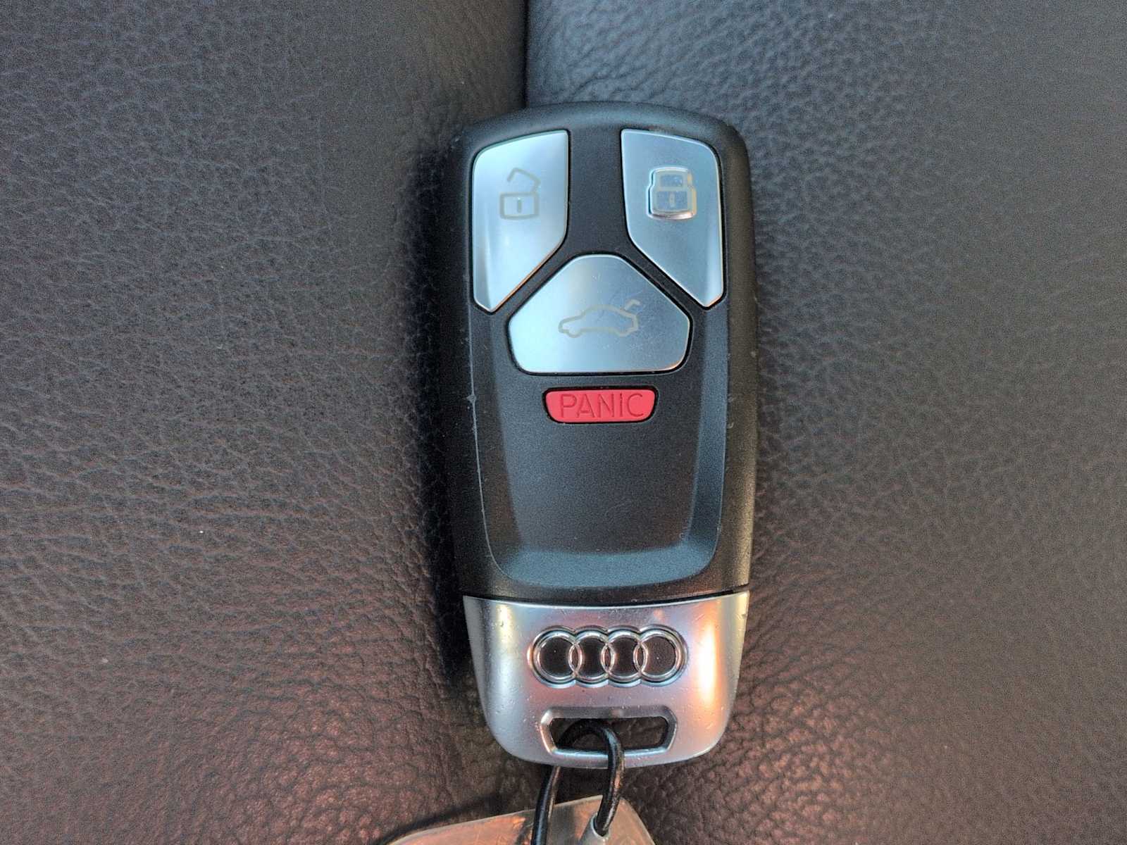 Thumbnail: 2017 Audi Q7 - 36