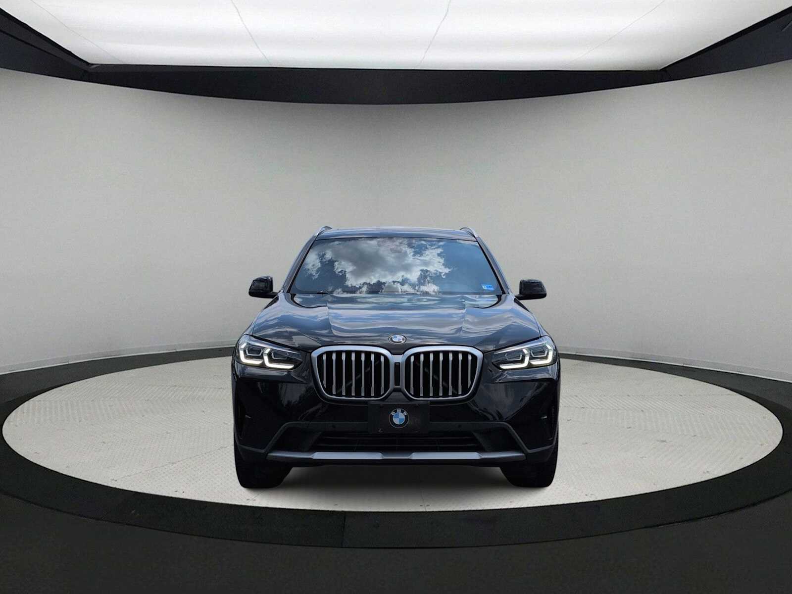 Thumbnail: 2023 BMW X3 - 3
