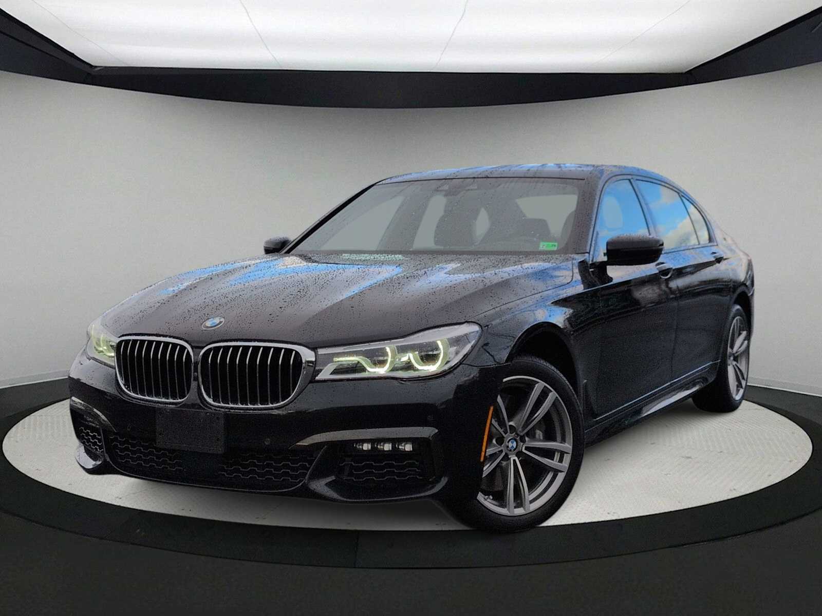 Thumbnail: 2016 BMW 7 Series - 1