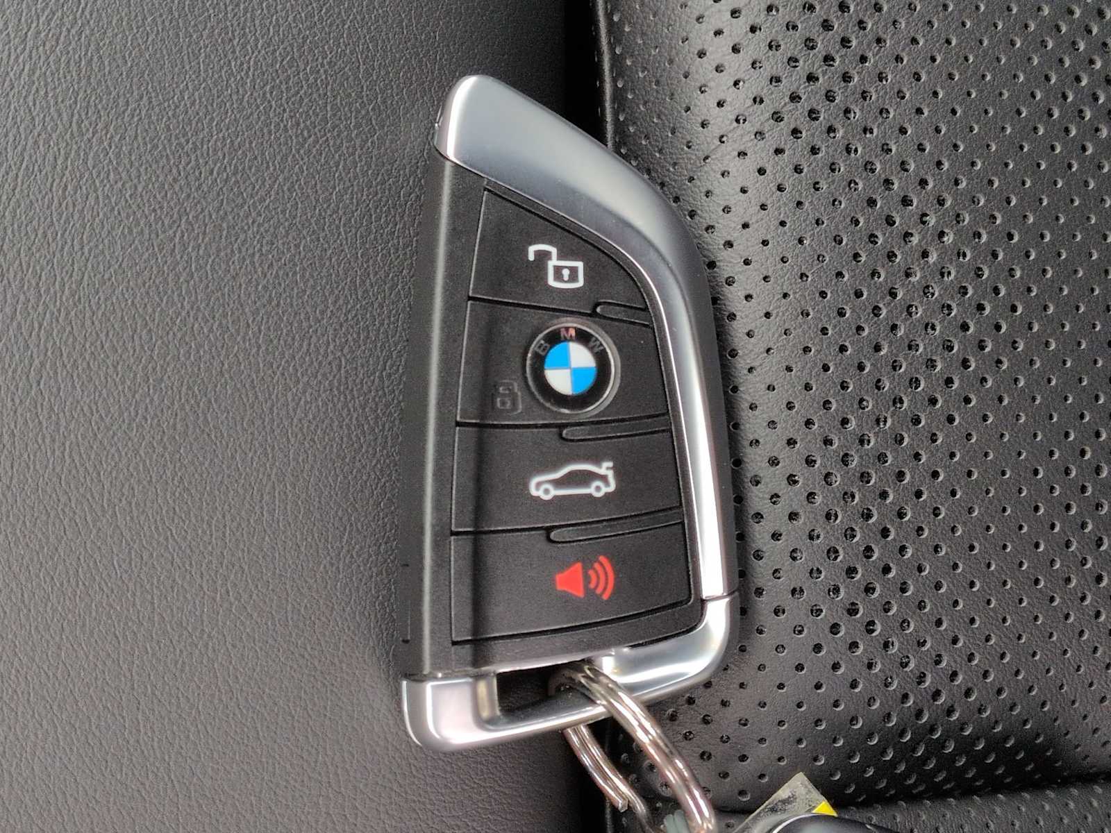 Thumbnail: 2023 BMW M3 - 35