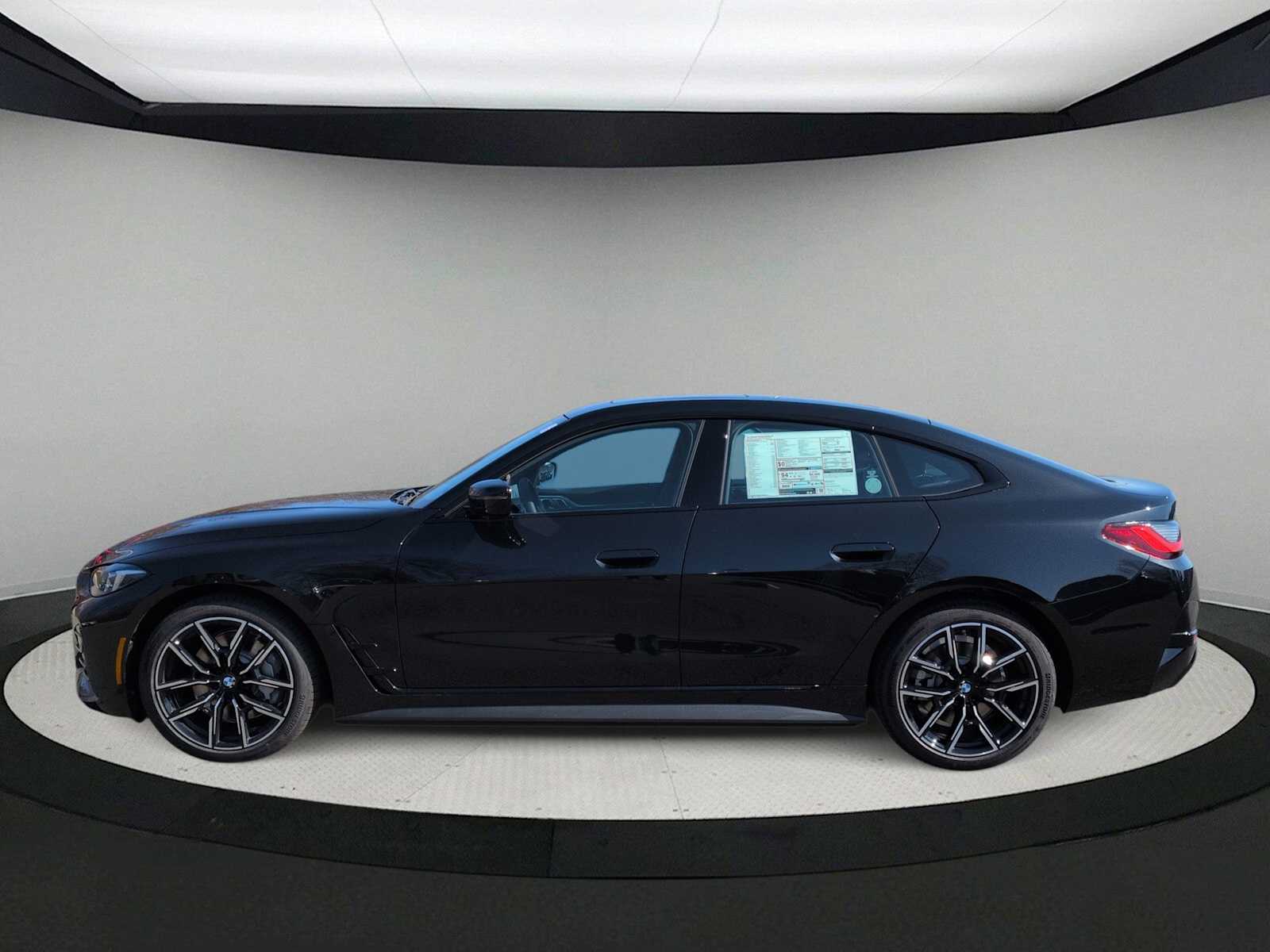 Thumbnail: 2026 BMW i4 - 5