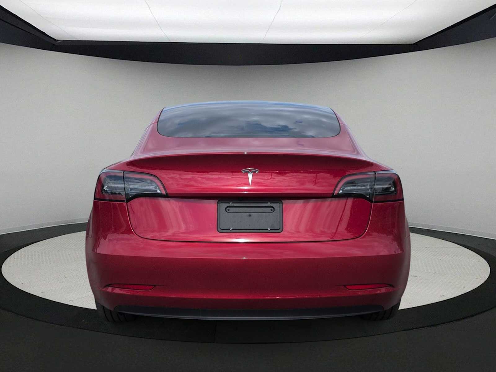 Thumbnail: 2023 Tesla Model 3 - 7