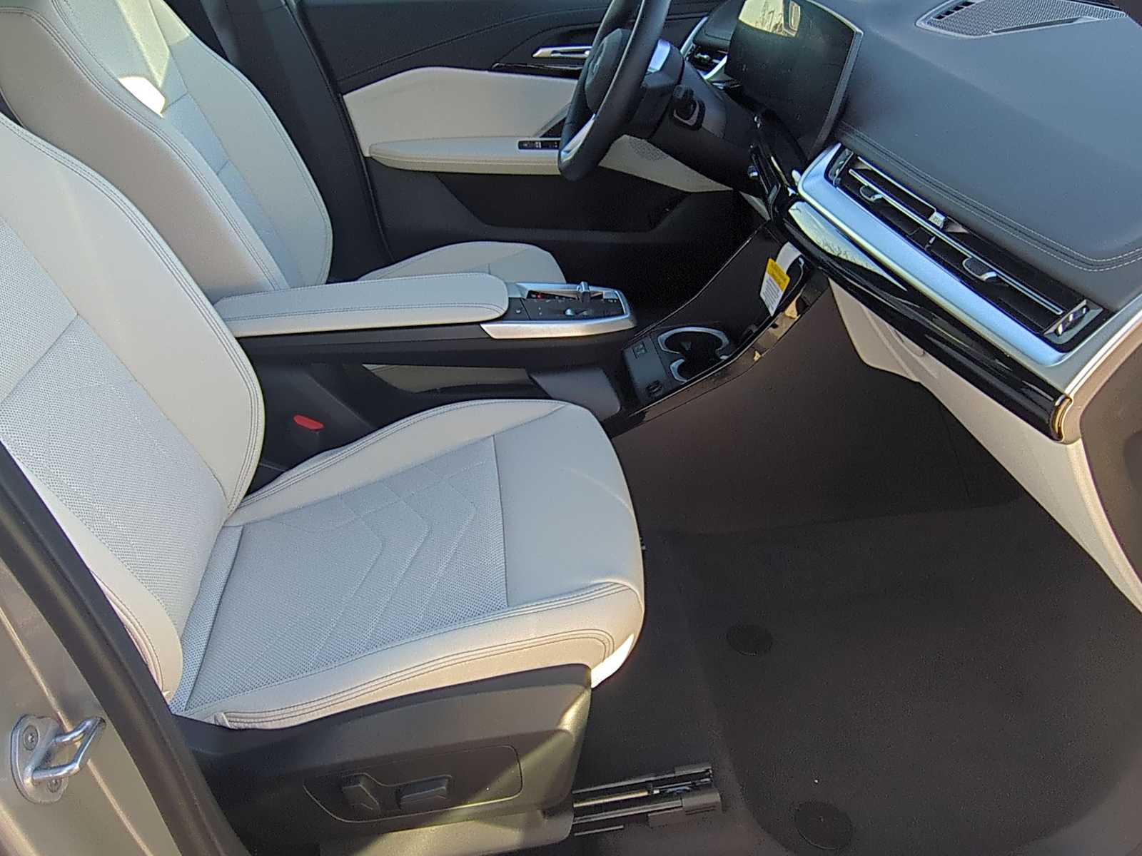 Thumbnail: 2026 BMW X1 - 23