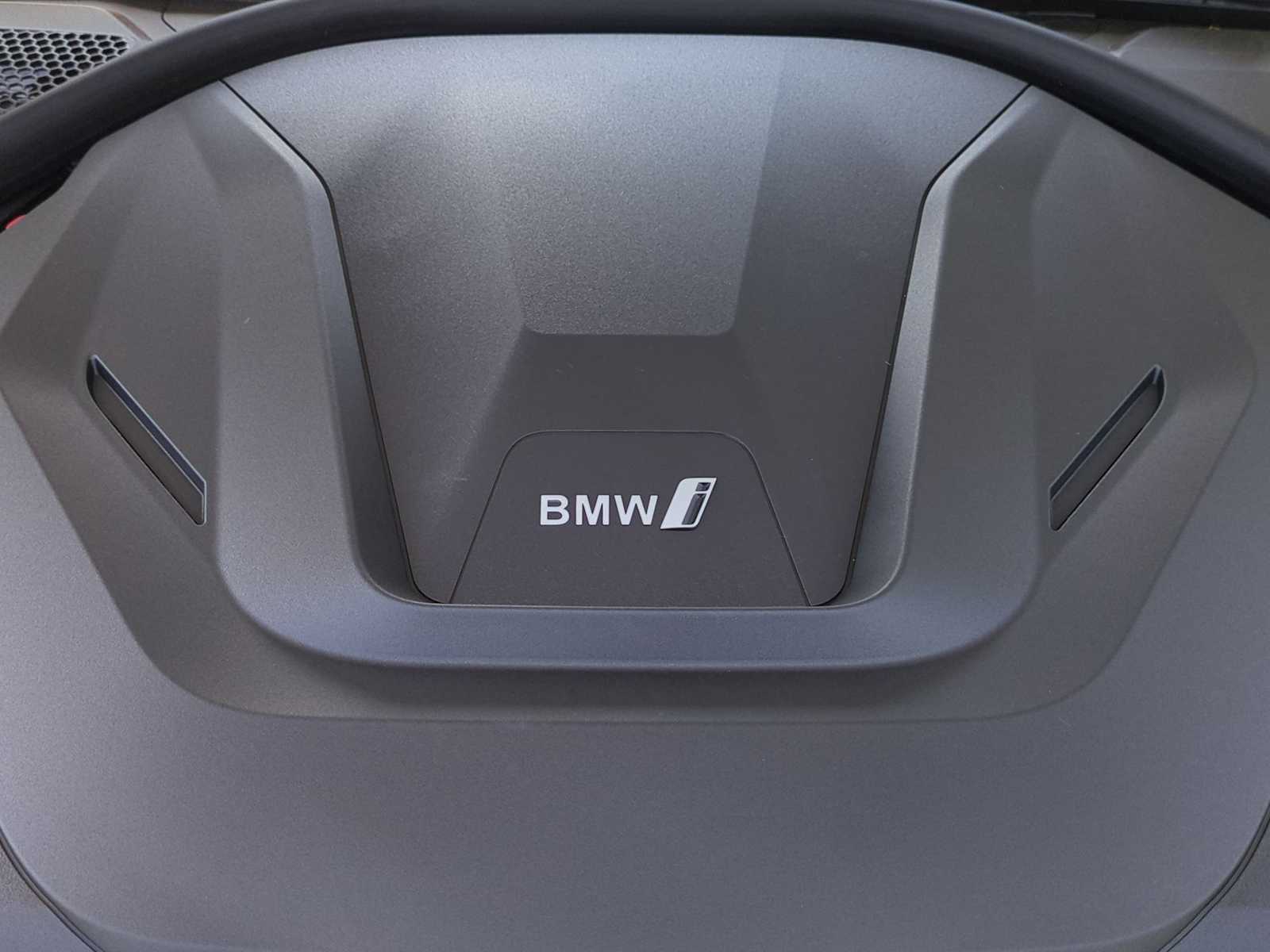 Thumbnail: 2025 BMW i4 - 15
