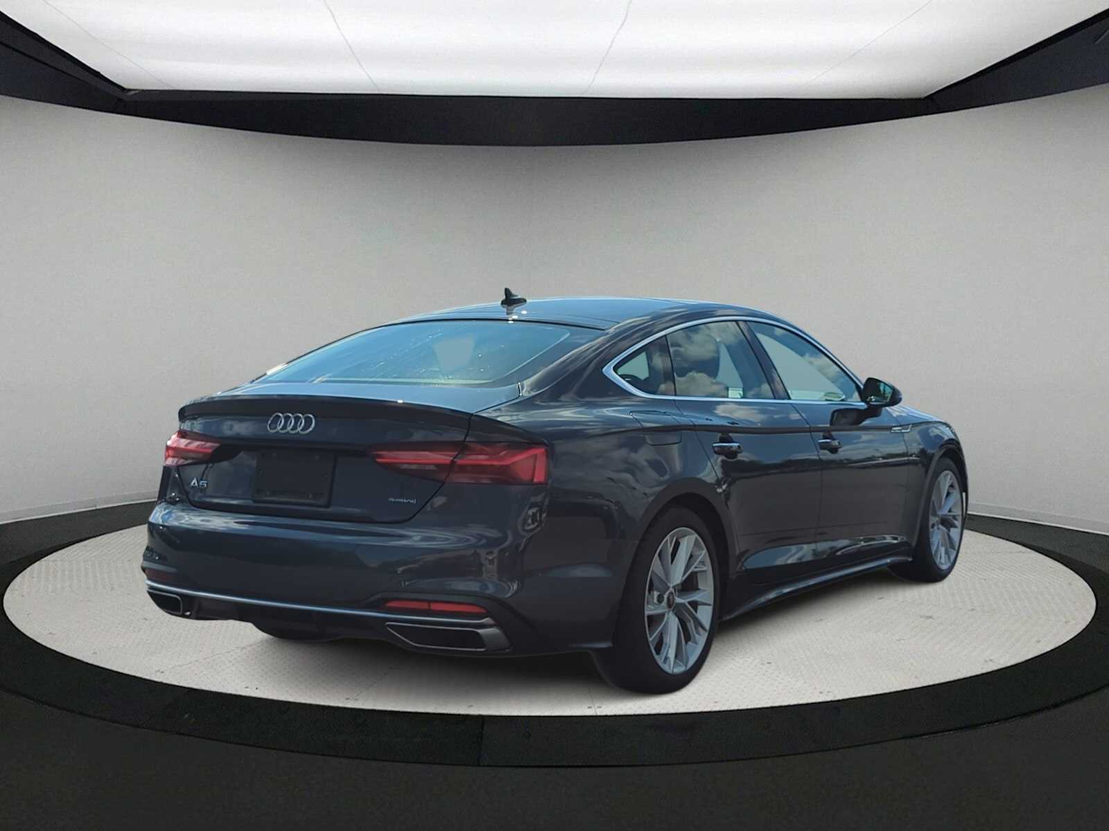 Thumbnail: 2022 Audi A5 - 8