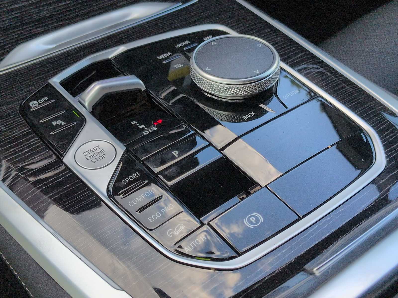Thumbnail: 2026 BMW X5 - 35