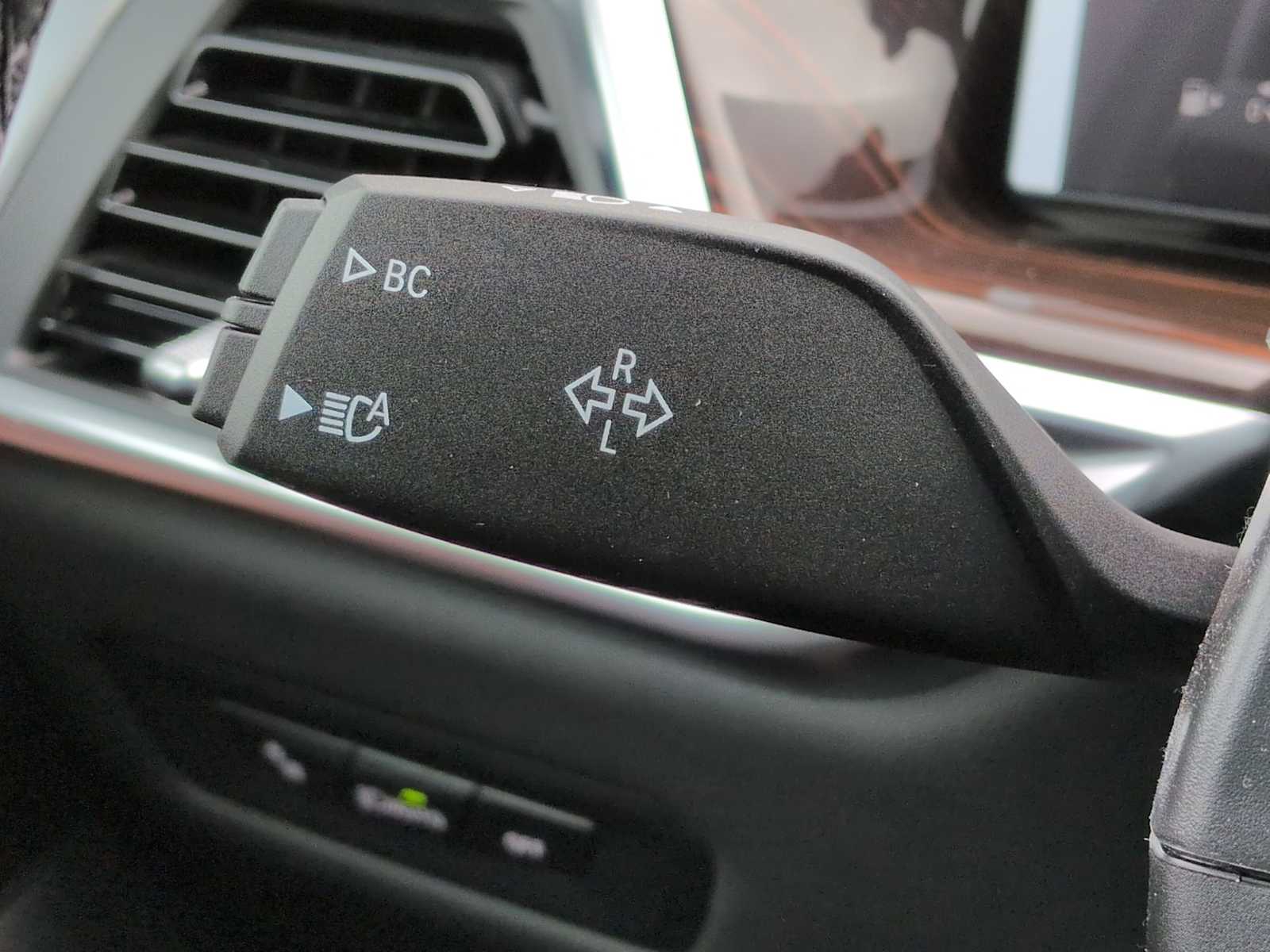 Thumbnail: 2026 BMW X5 - 27