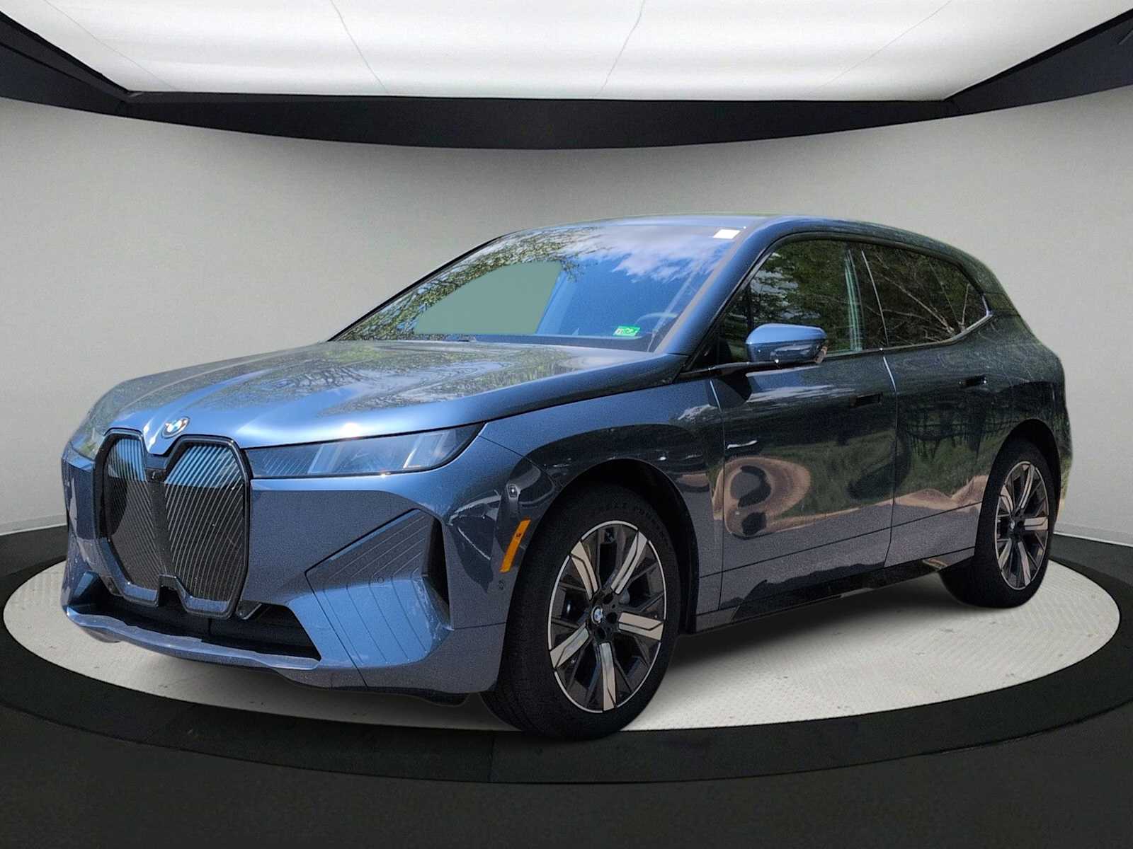 Thumbnail: 2026 BMW iX - 4