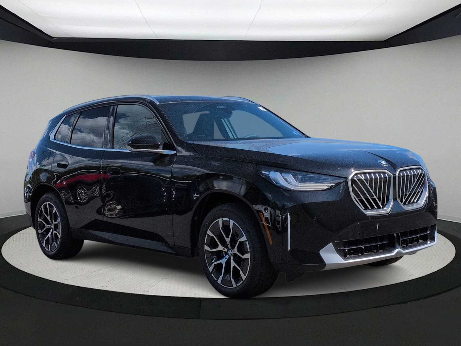 Thumbnail: 2026 BMW X3 - 2