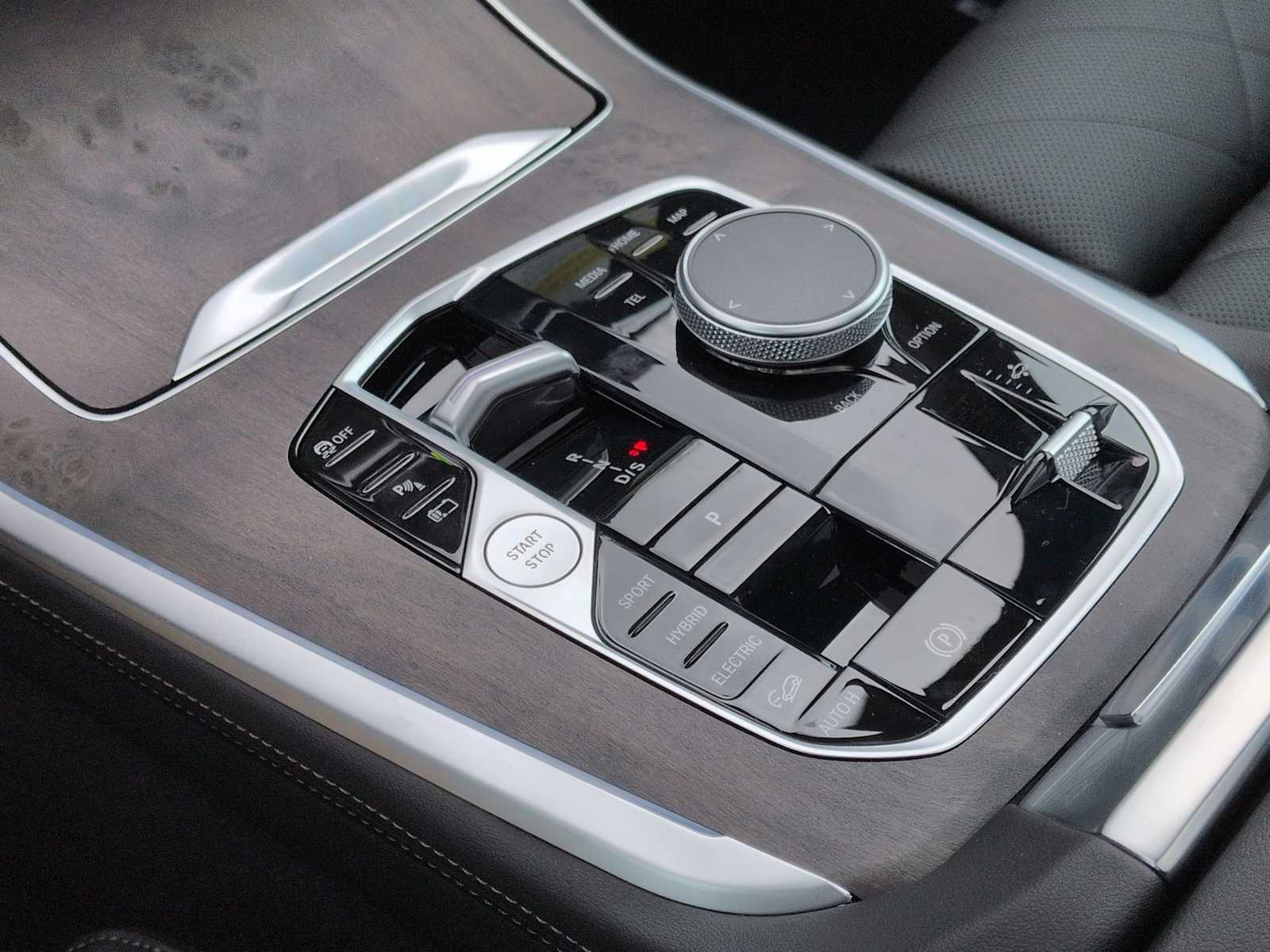 Thumbnail: 2026 BMW X5 - 34