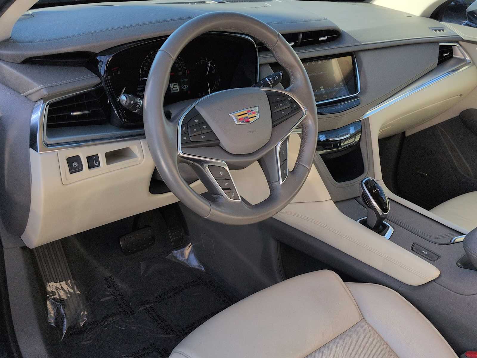 Thumbnail: 2019 Cadillac XT5 - 15