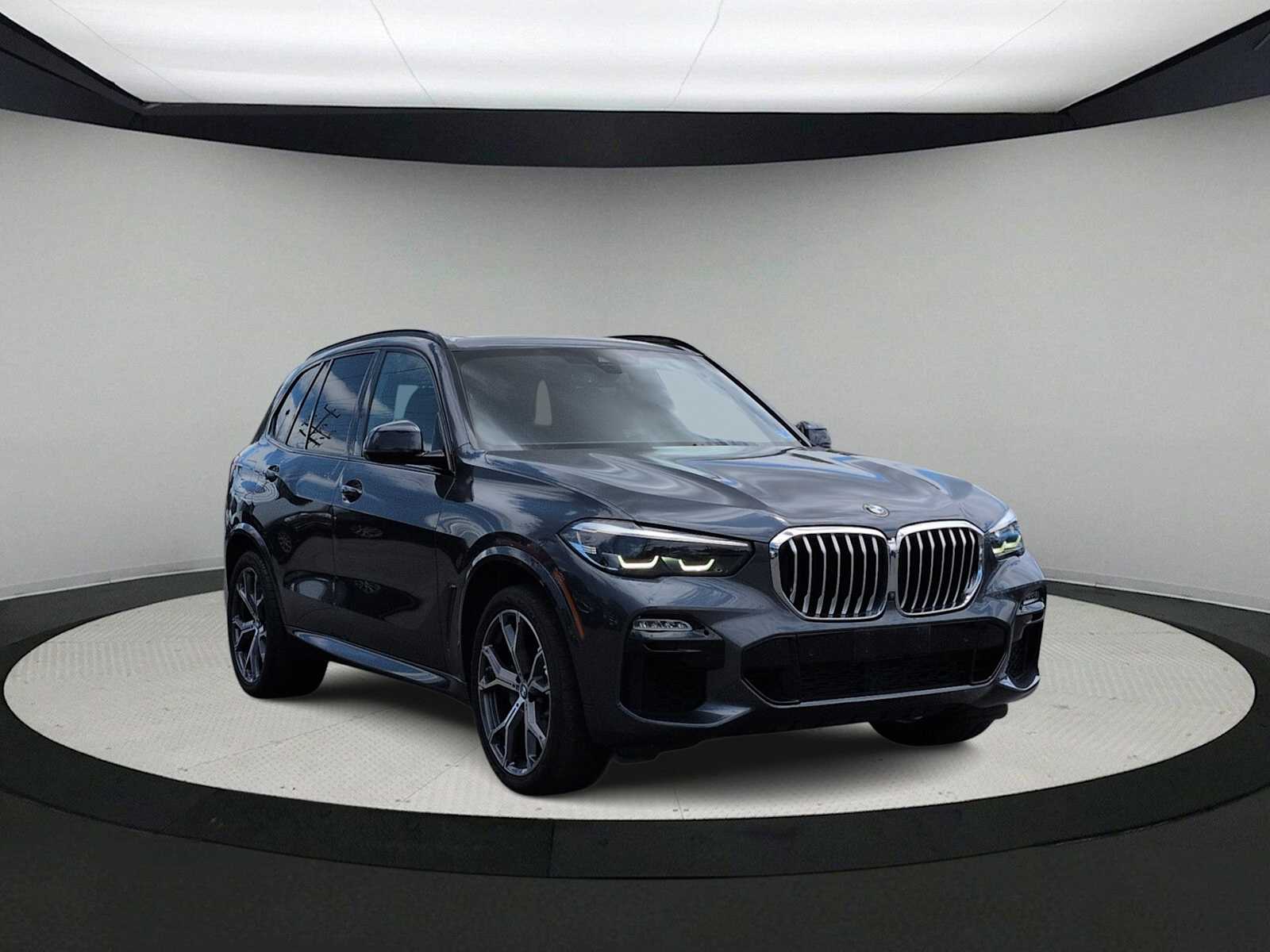 Thumbnail: 2021 BMW X5 - 2