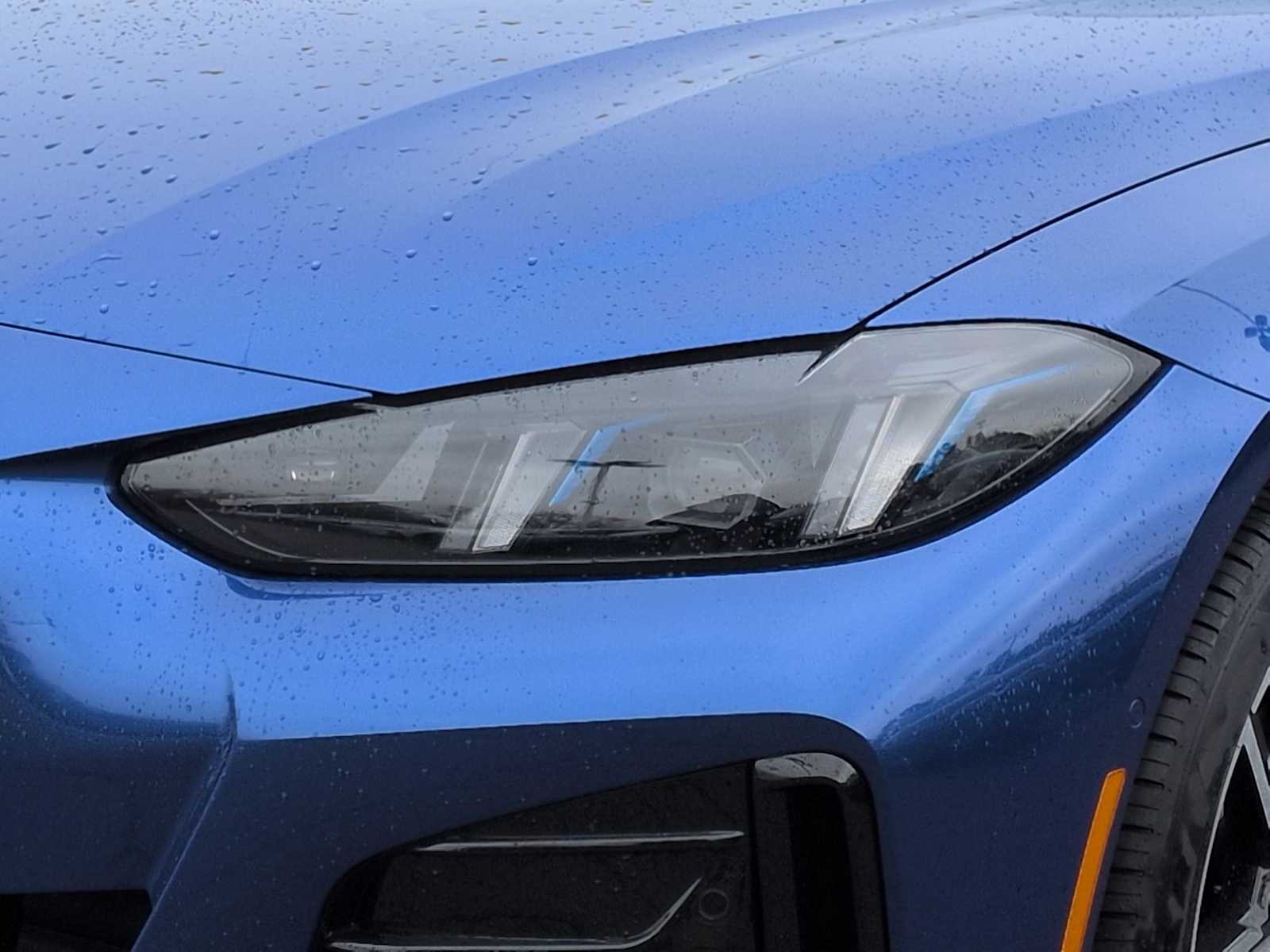 Thumbnail: 2026 BMW i4 - 10