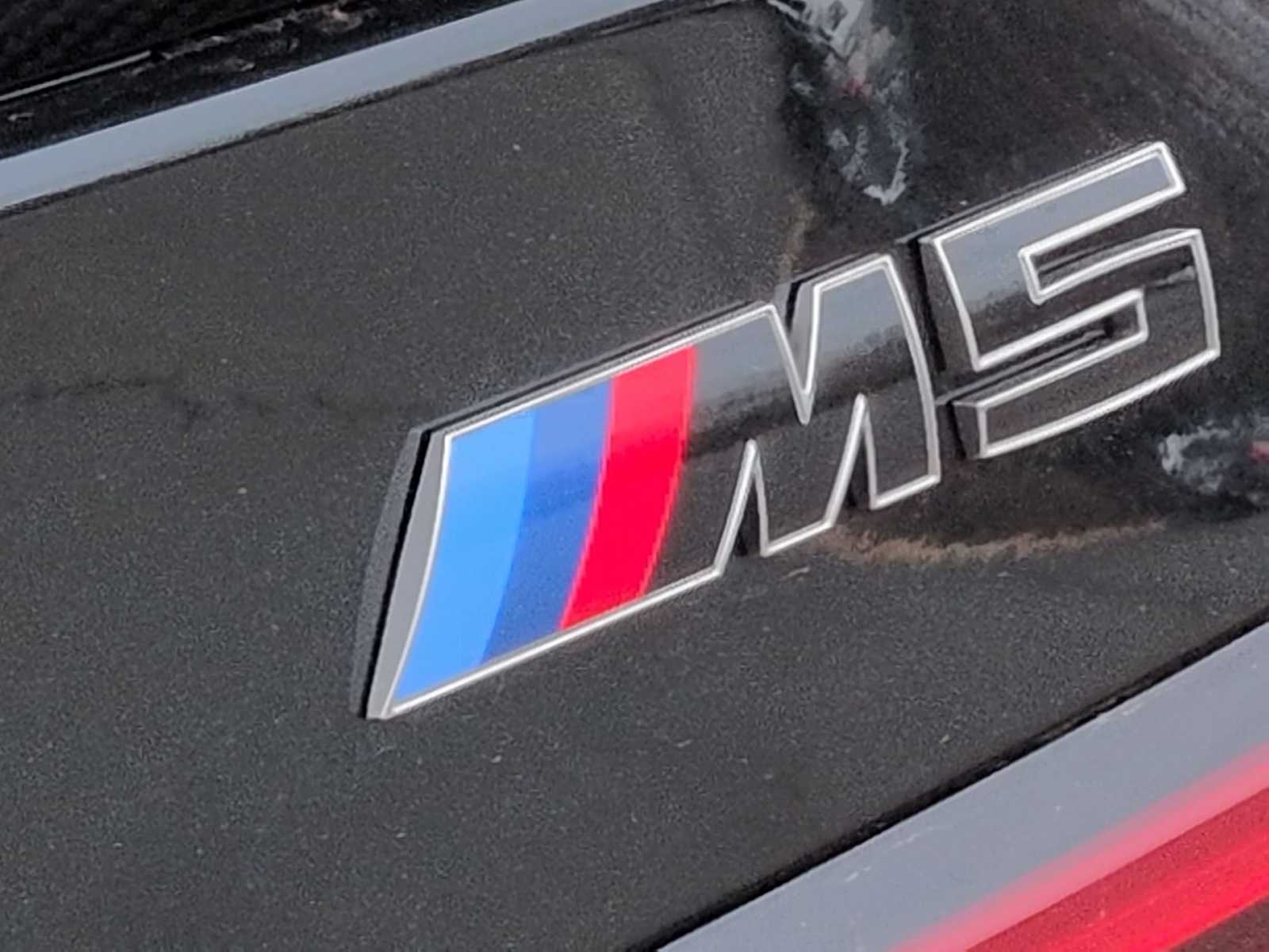 Thumbnail: 2026 BMW M5 - 13