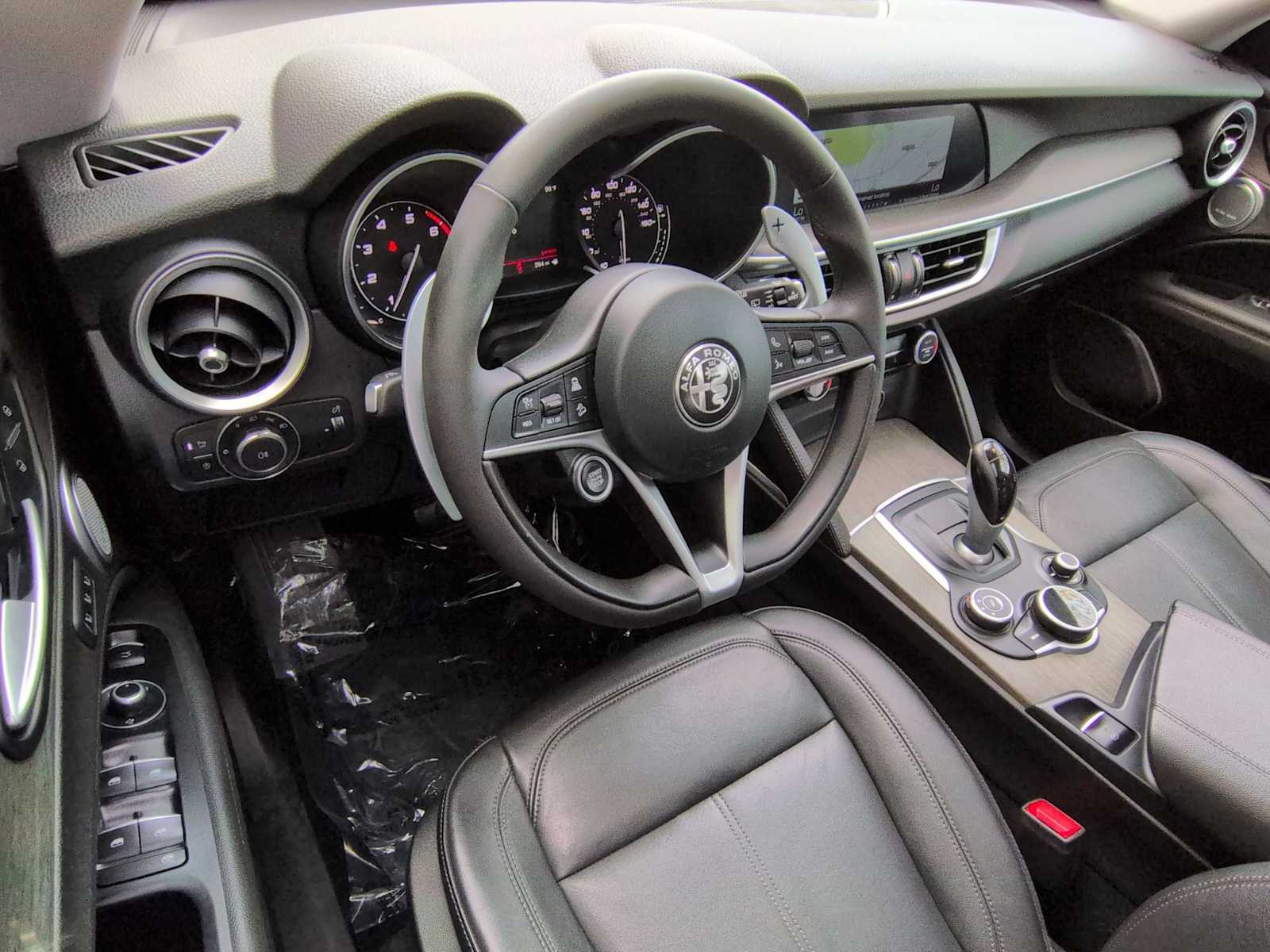 Thumbnail: 2019 Alfa Romeo Stelvio - 10