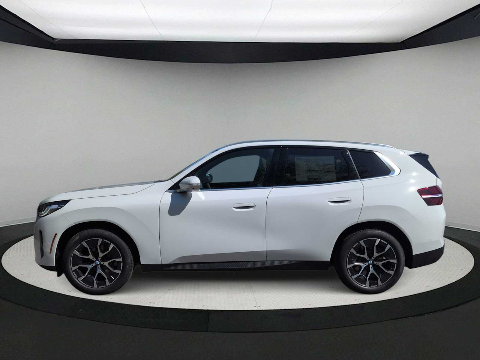 Thumbnail: 2026 BMW X3 - 5