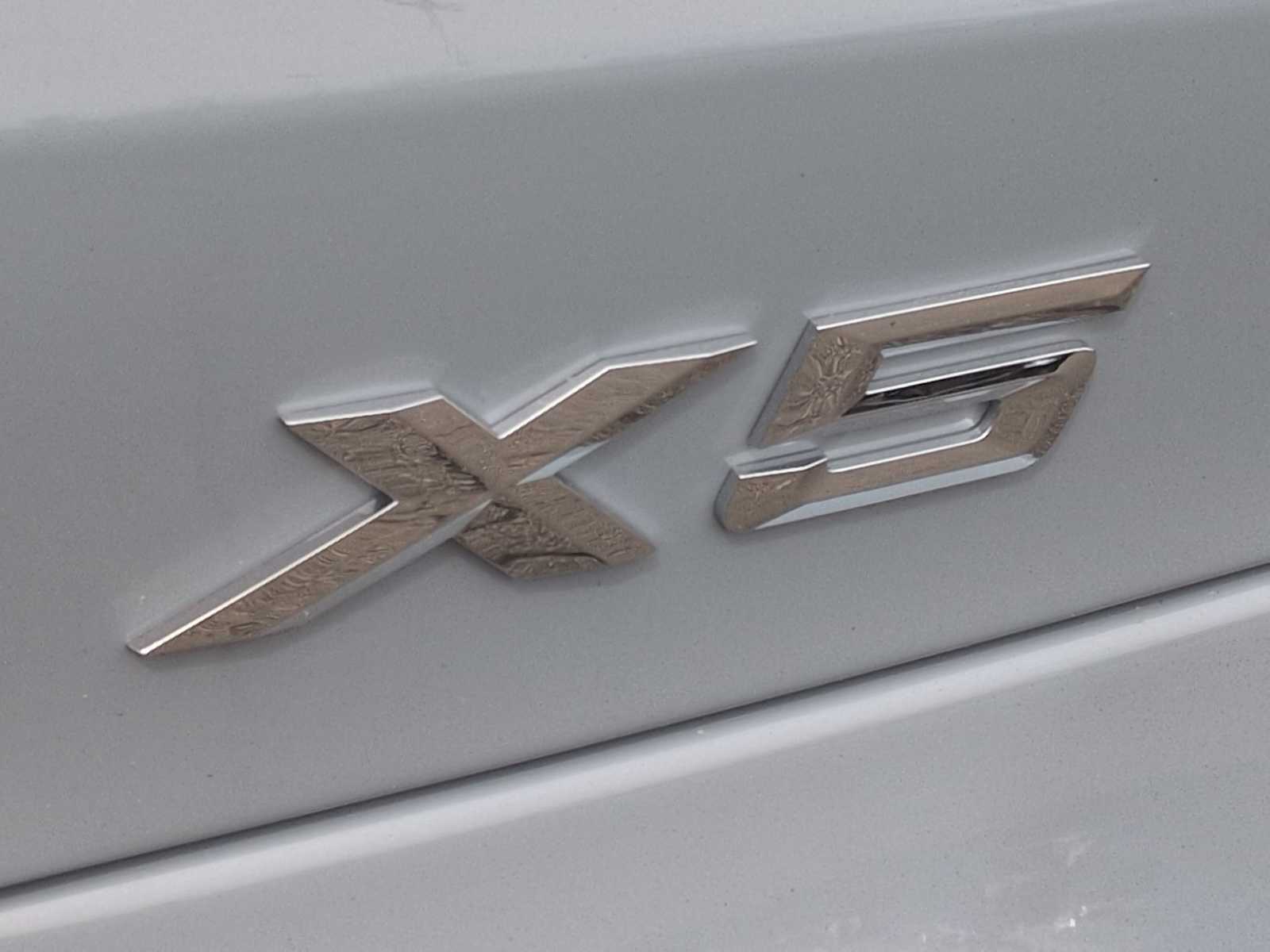 Thumbnail: 2026 BMW X5 - 13
