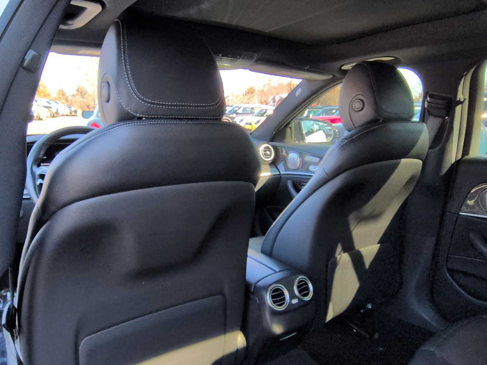 Thumbnail: 2022 Mercedes-Benz E-Class - 19