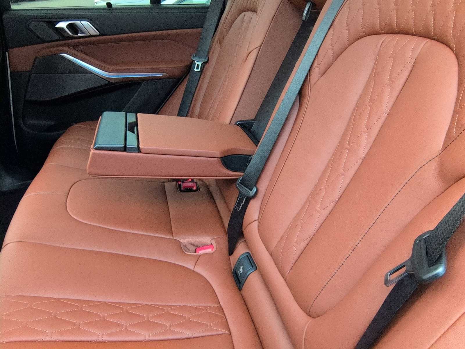 Thumbnail: 2026 BMW X5 - 21