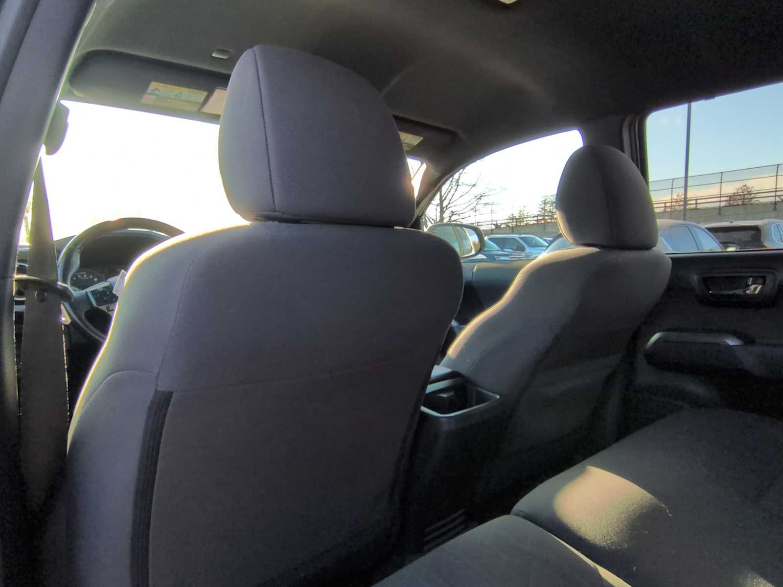 Thumbnail: 2019 Toyota Tacoma - 18