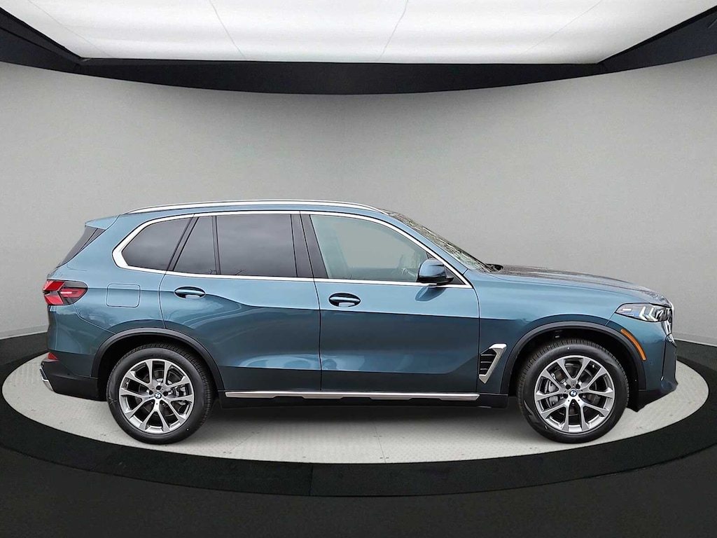 New 2026 BMW X5 xDrive40i SUV