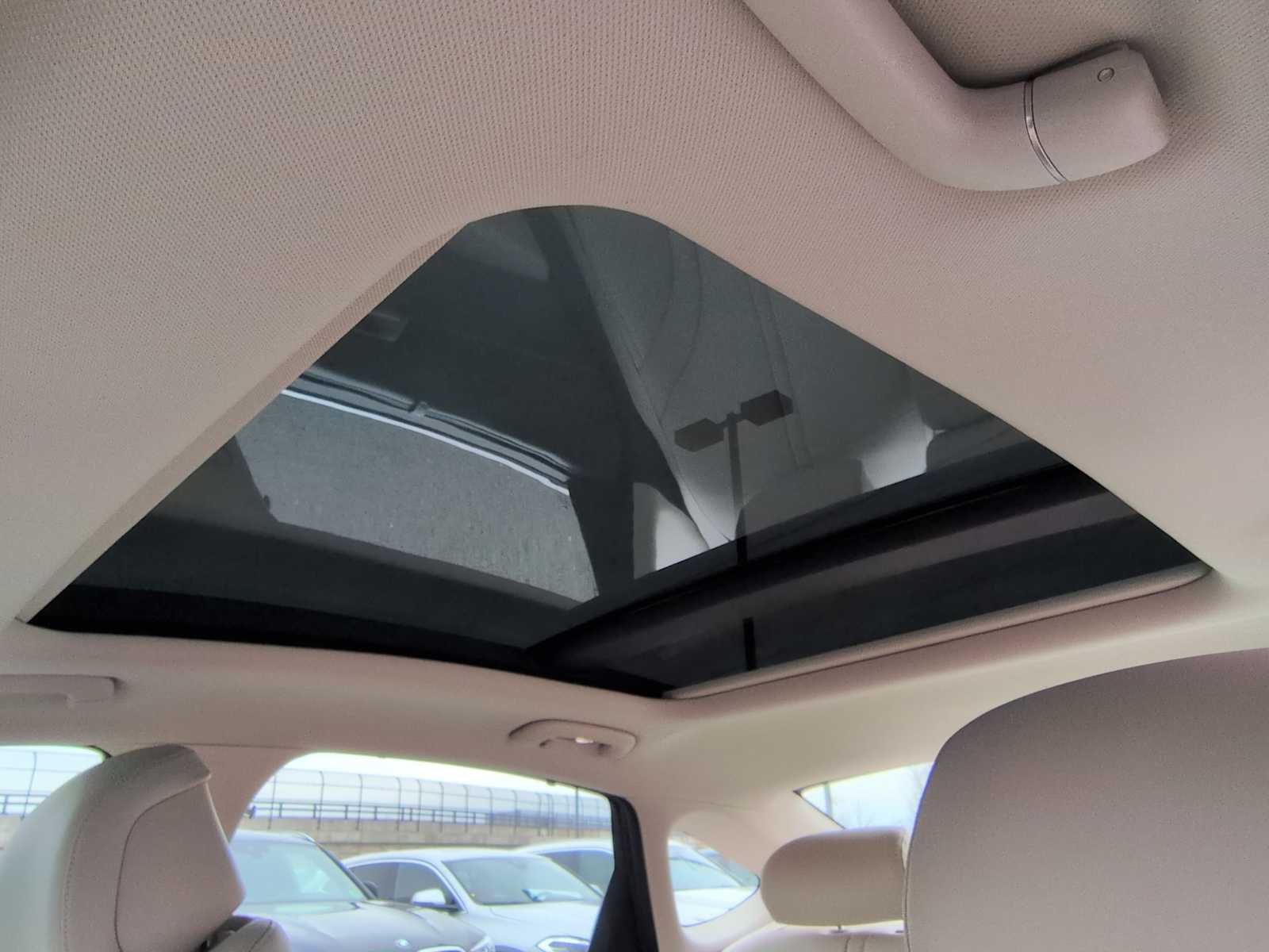 Thumbnail: 2022 Genesis G80 - 20