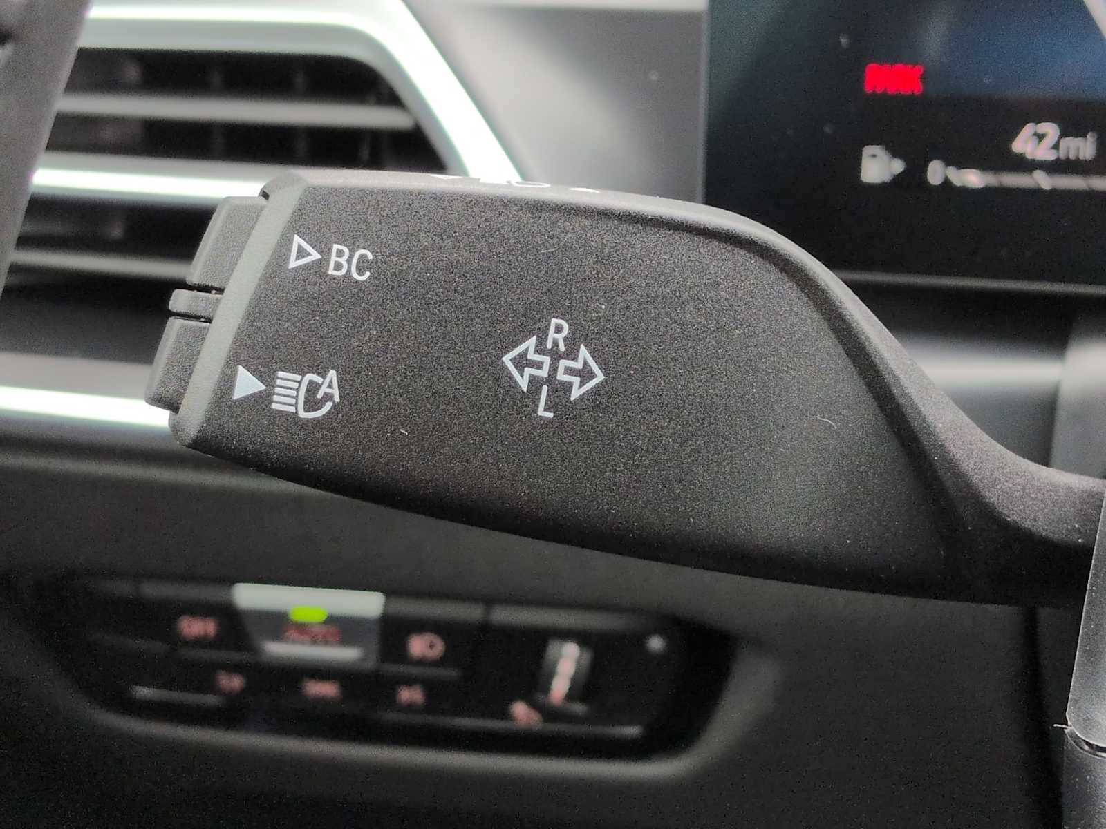 Thumbnail: 2026 BMW 2 Series - 26