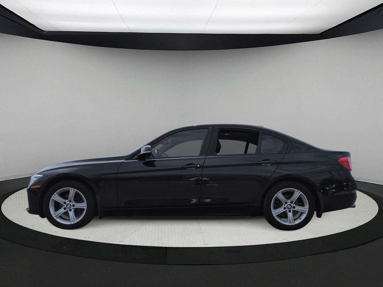 Thumbnail: 2013 BMW 3 Series - 5