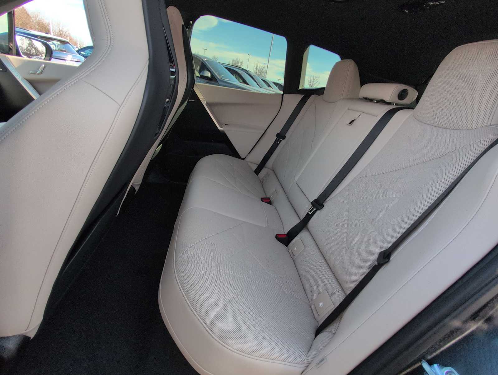 Thumbnail: 2026 BMW iX - 20