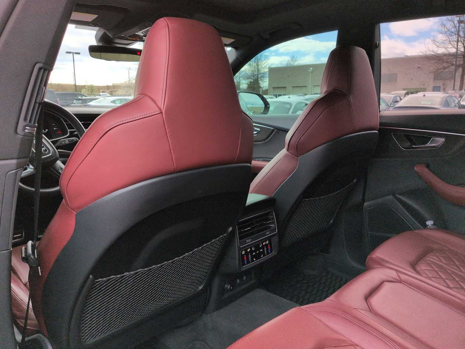 Thumbnail: 2023 Audi SQ8 - 19