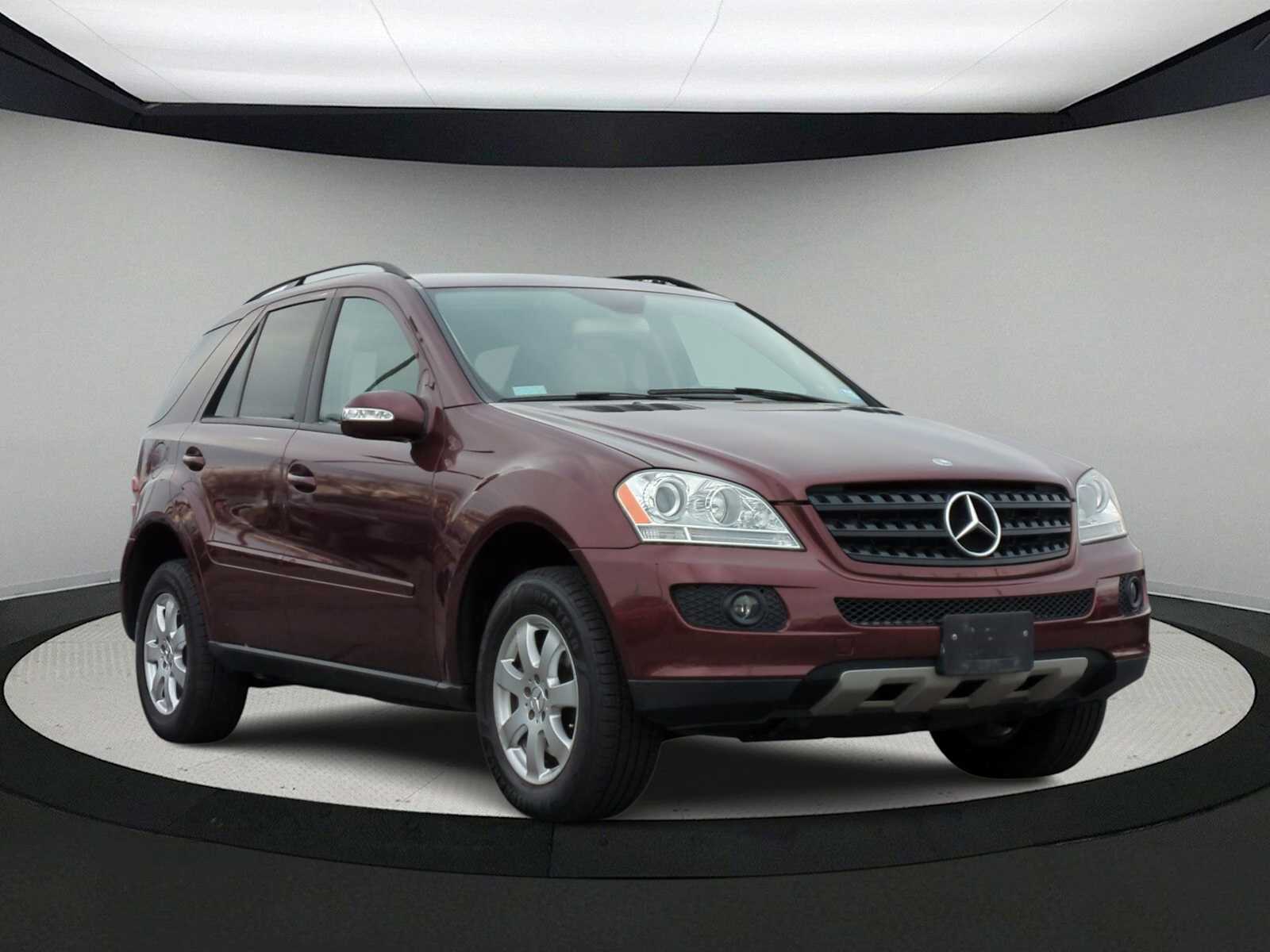Thumbnail: 2006 Mercedes-Benz M-Class - 2
