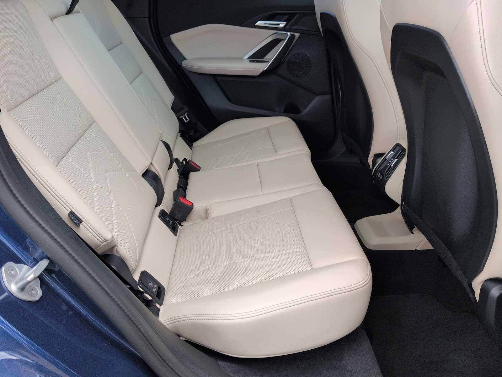 Thumbnail: 2025 BMW X1 - 21