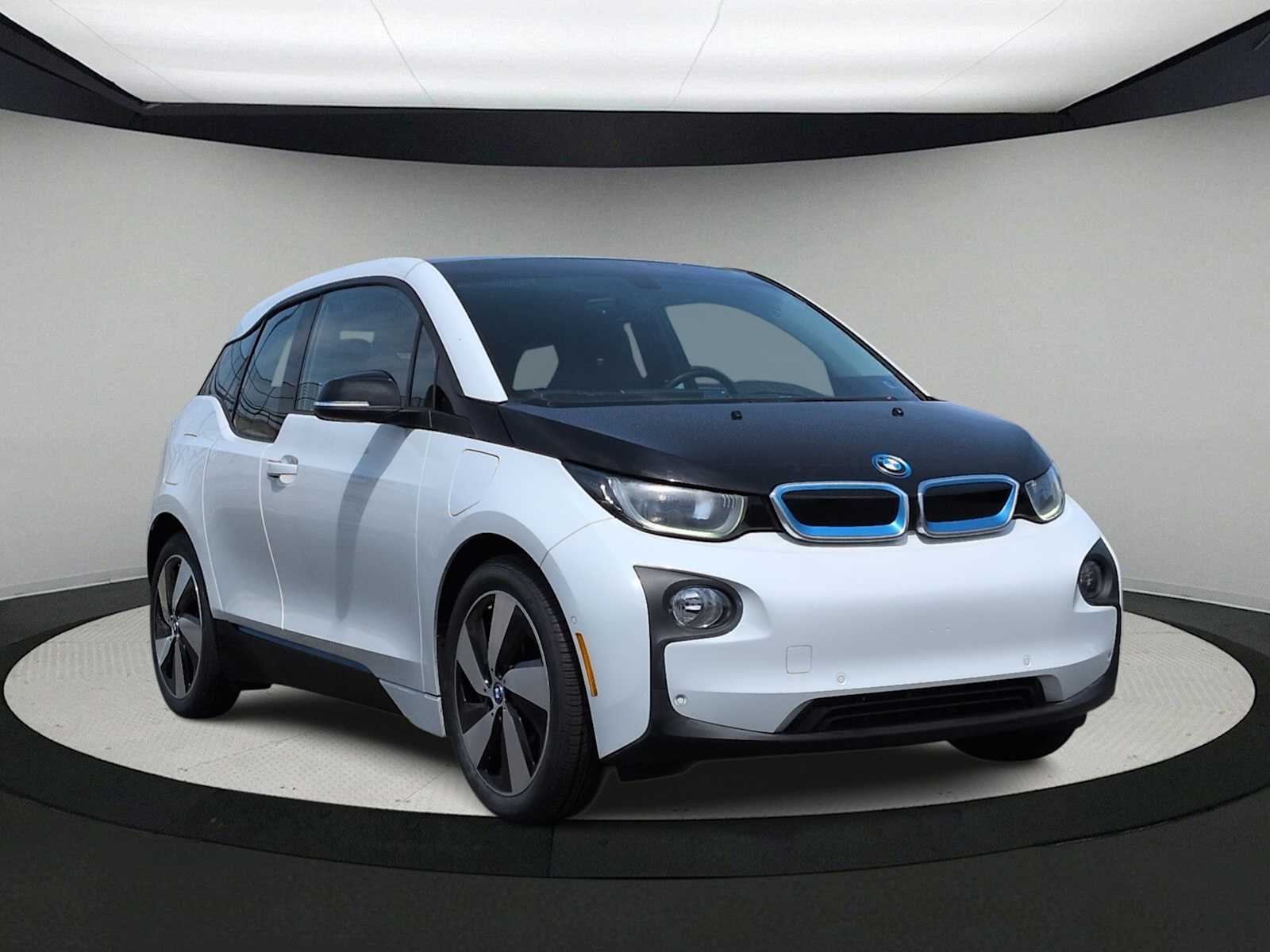 Thumbnail: 2016 BMW i3 - 2