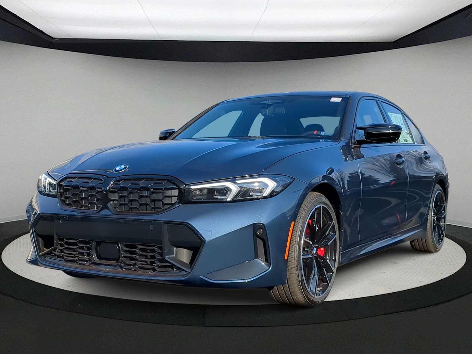 Thumbnail: 2026 BMW 3 Series - 2