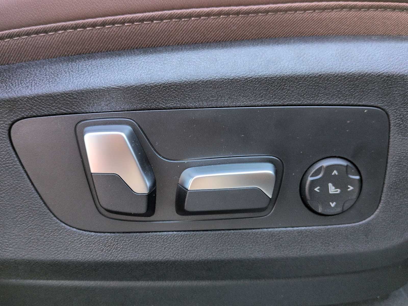 Thumbnail: 2026 BMW X5 - 18