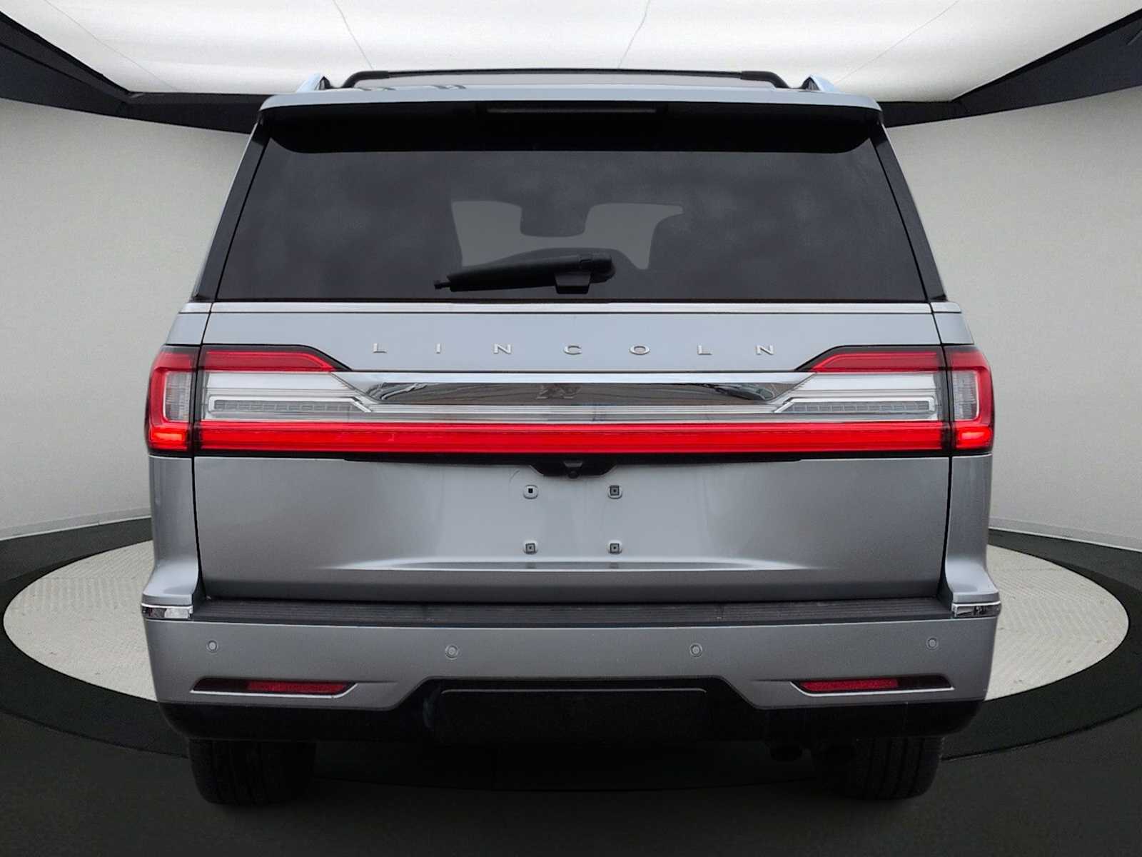 Thumbnail: 2020 Lincoln Navigator L - 7