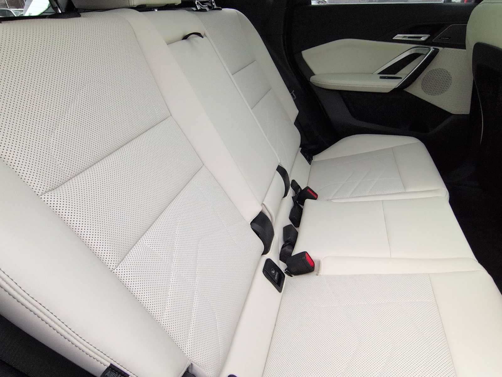 Thumbnail: 2026 BMW X1 - 22