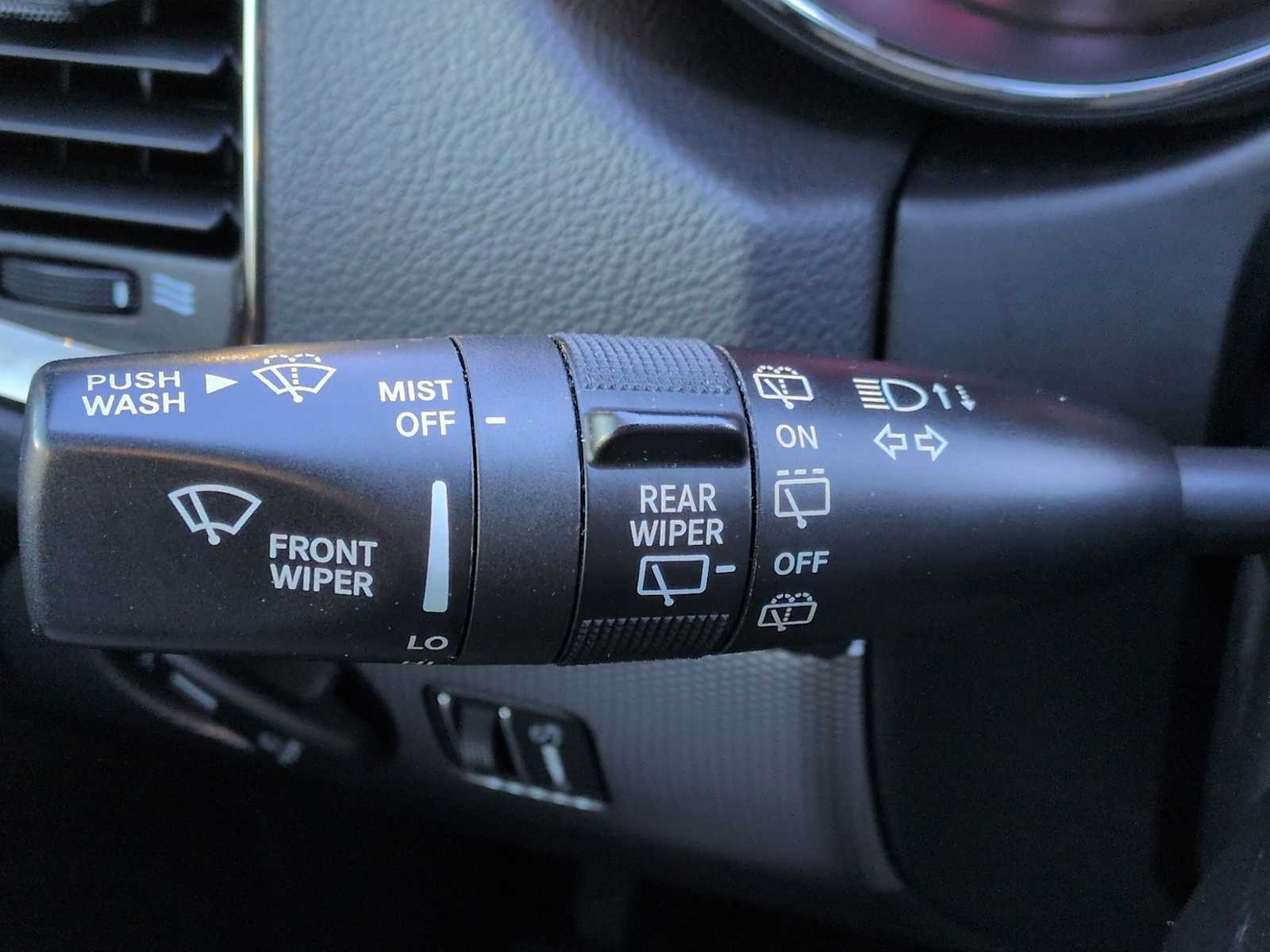 Thumbnail: 2018 Dodge Durango - 29