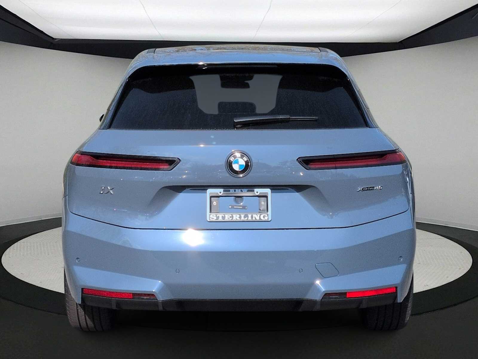 Thumbnail: 2026 BMW iX - 7