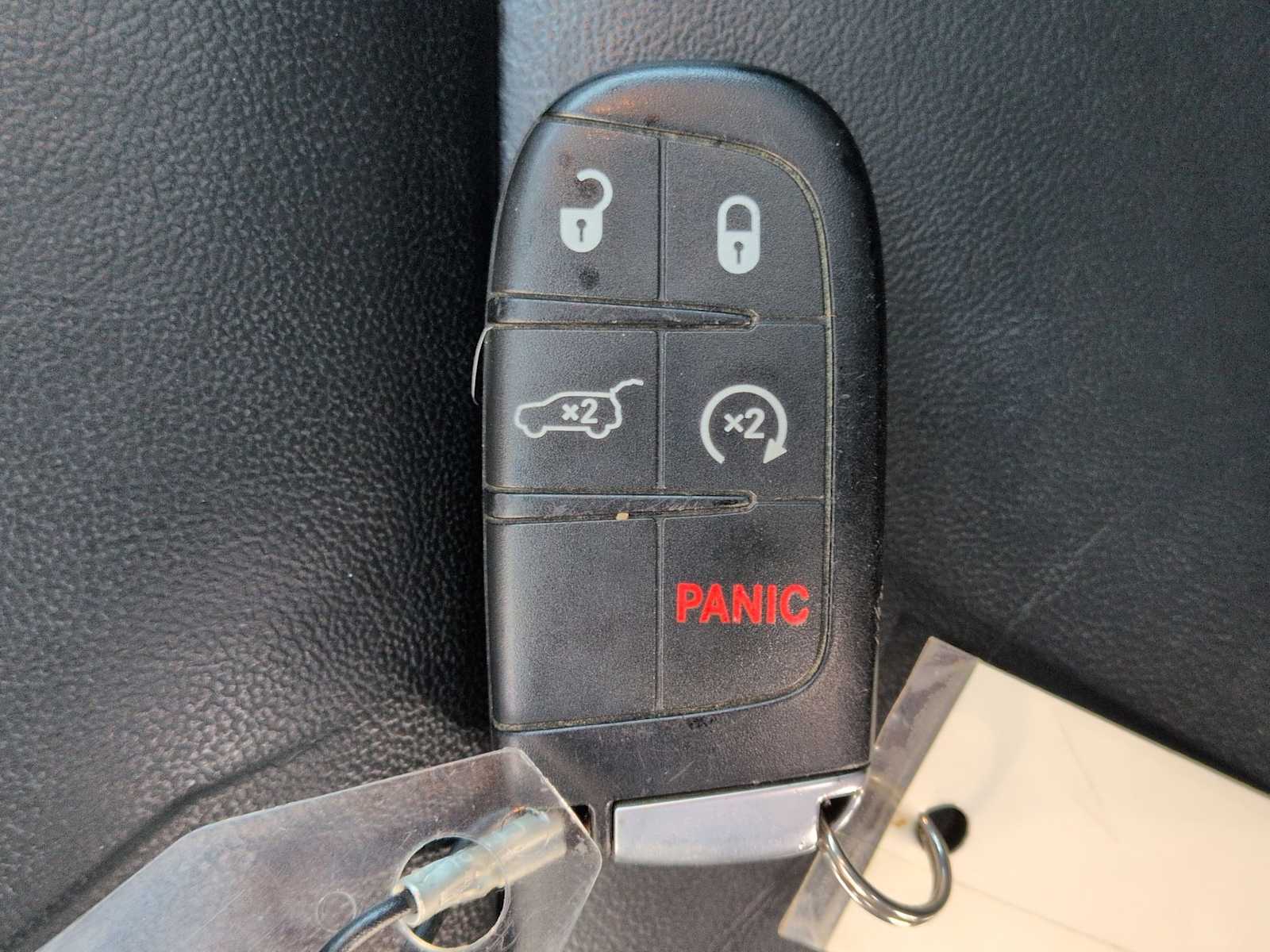 Thumbnail: 2018 Jeep Grand Cherokee - 37